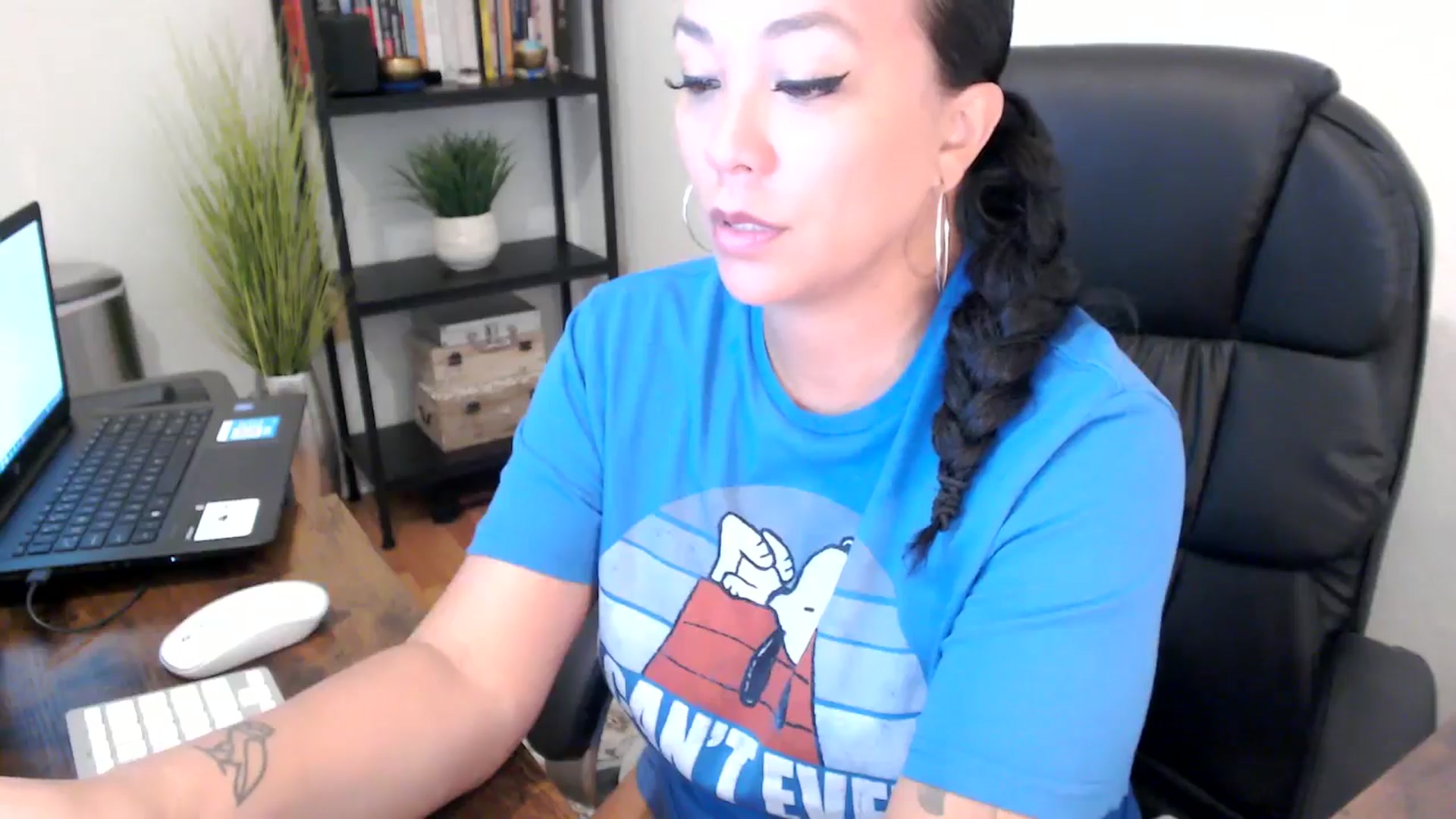 Gallery image thumbnail from MickaylaMoon's myfreecams stream on, 09/04/2024, 14:52 image 11 of 20