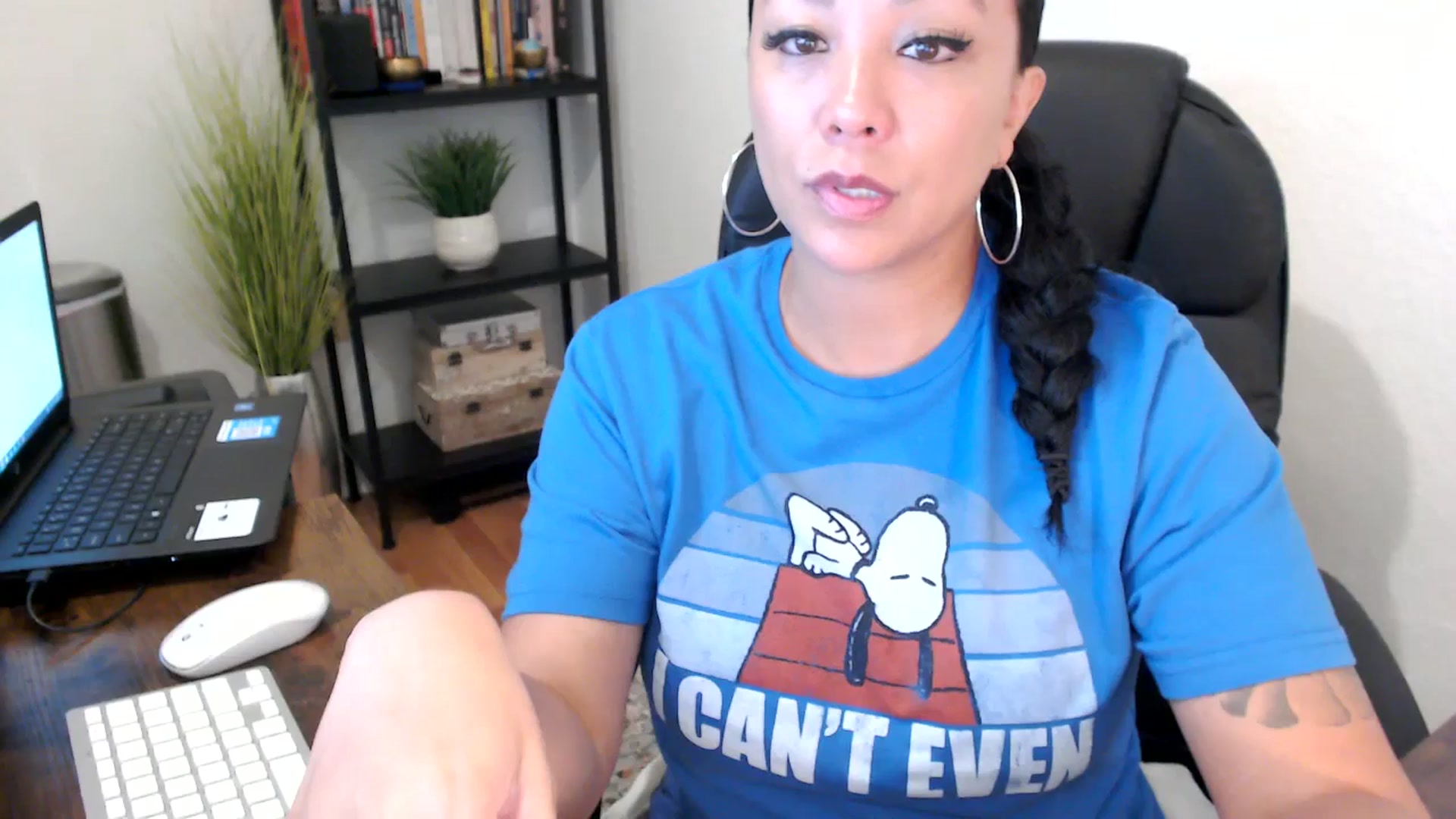 Gallery image thumbnail from MickaylaMoon's myfreecams stream on, 09/04/2024, 14:52 image 9 of 20