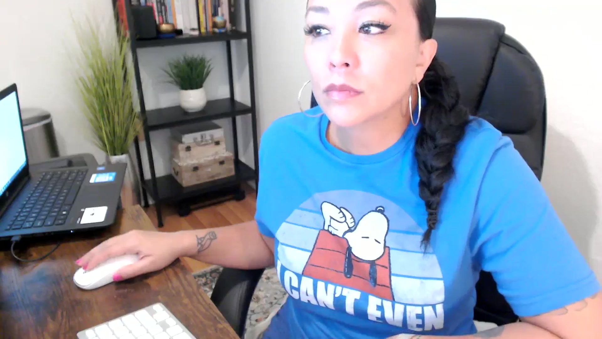 Gallery image thumbnail from MickaylaMoon's myfreecams stream on, 09/04/2024, 14:52 image 3 of 20