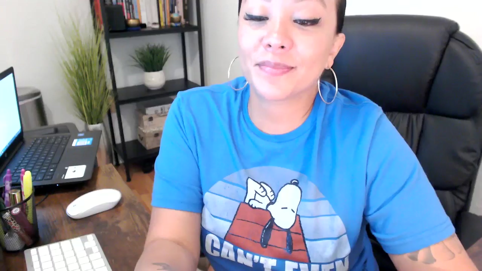 Gallery image thumbnail from MickaylaMoon's myfreecams stream on, 09/04/2024, 15:59 image 18 of 20