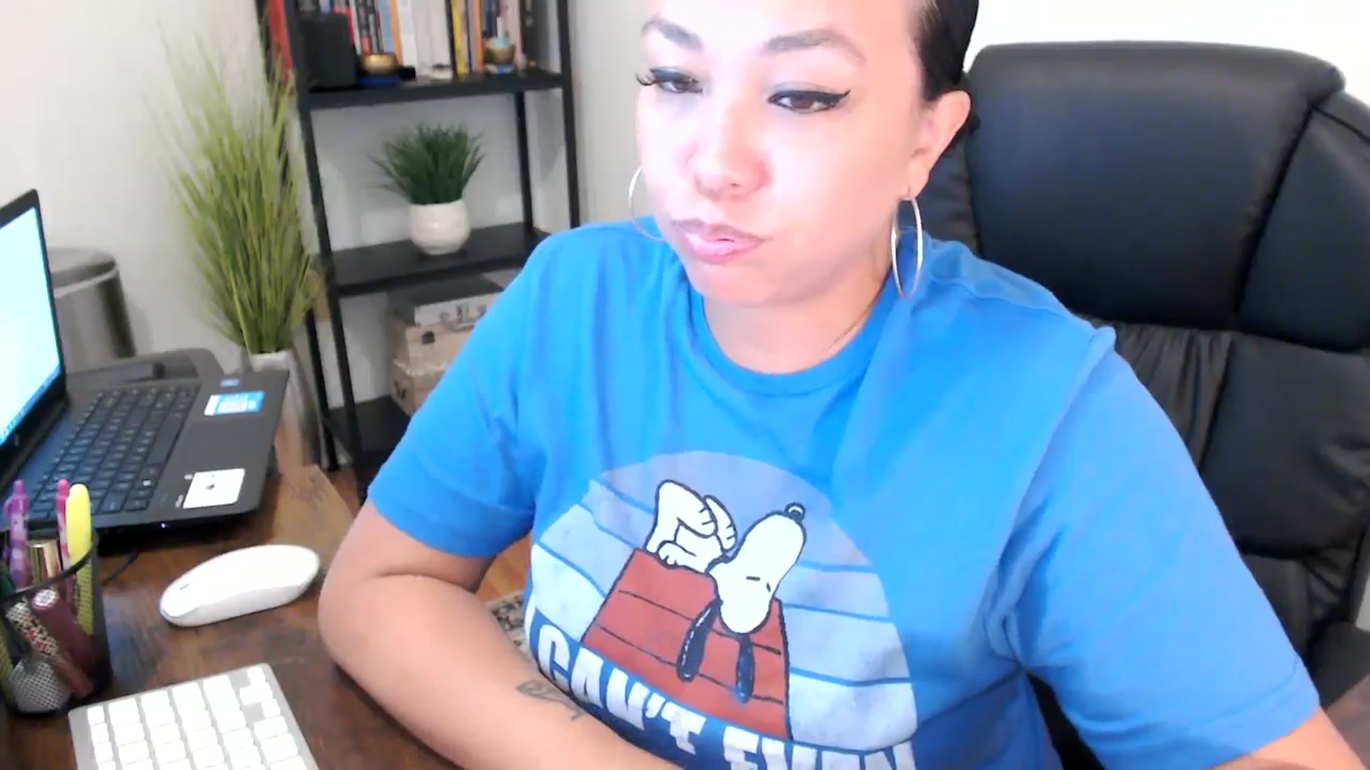 Gallery image thumbnail from MickaylaMoon's myfreecams stream on, 09/04/2024, 15:59 image 11 of 20