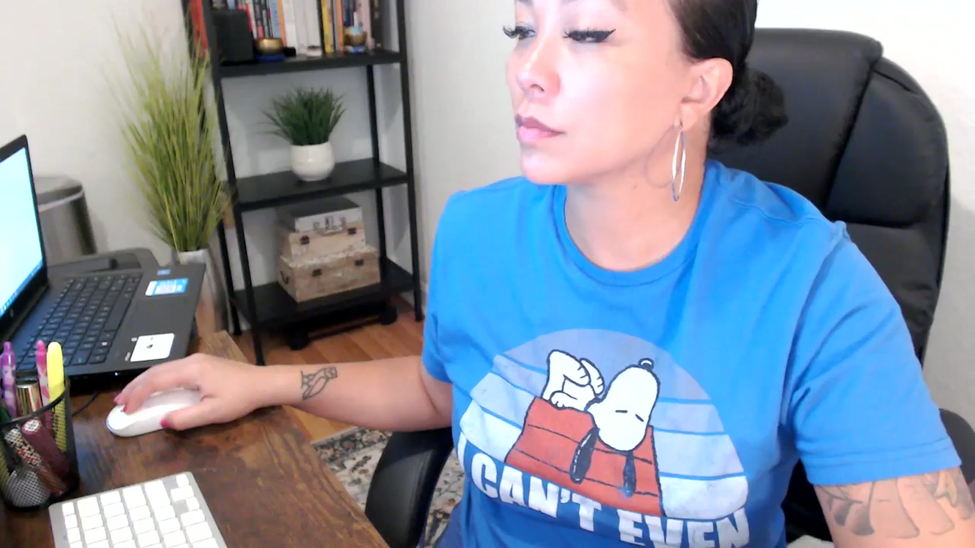 Gallery image thumbnail from MickaylaMoon's myfreecams stream on, 09/04/2024, 15:59 image 4 of 20