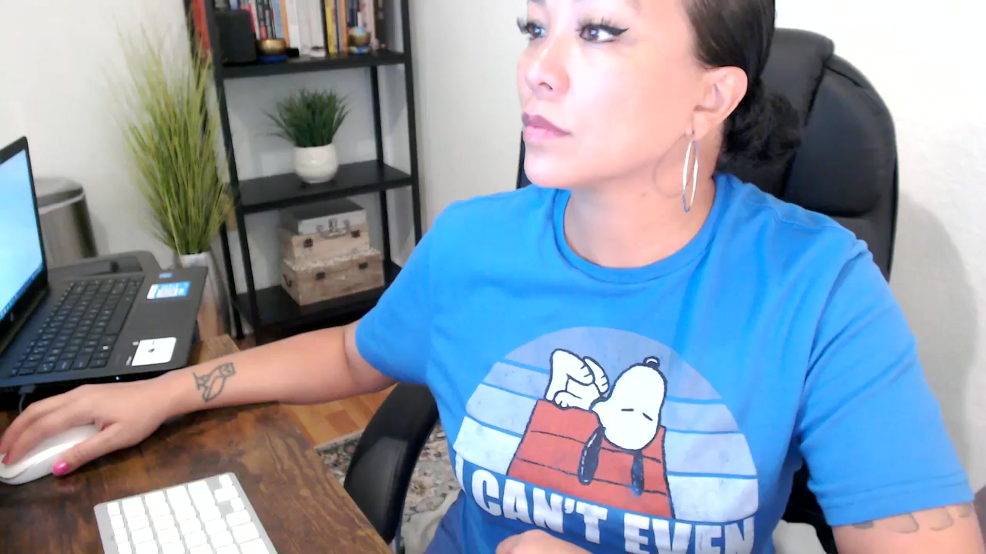Gallery image thumbnail from MickaylaMoon's myfreecams stream on, 09/04/2024, 16:48 image 12 of 20
