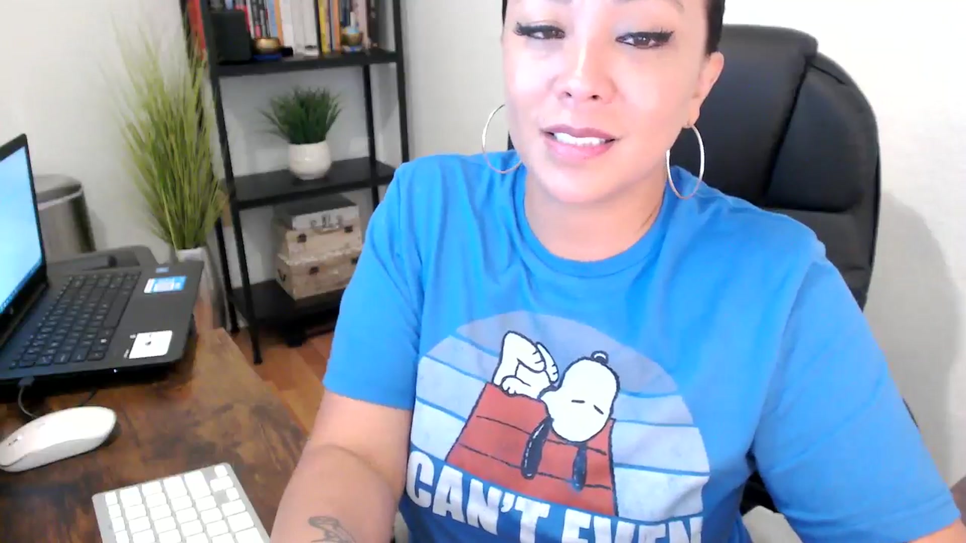 Gallery image thumbnail from MickaylaMoon's myfreecams stream on, 09/04/2024, 16:48 image 10 of 20
