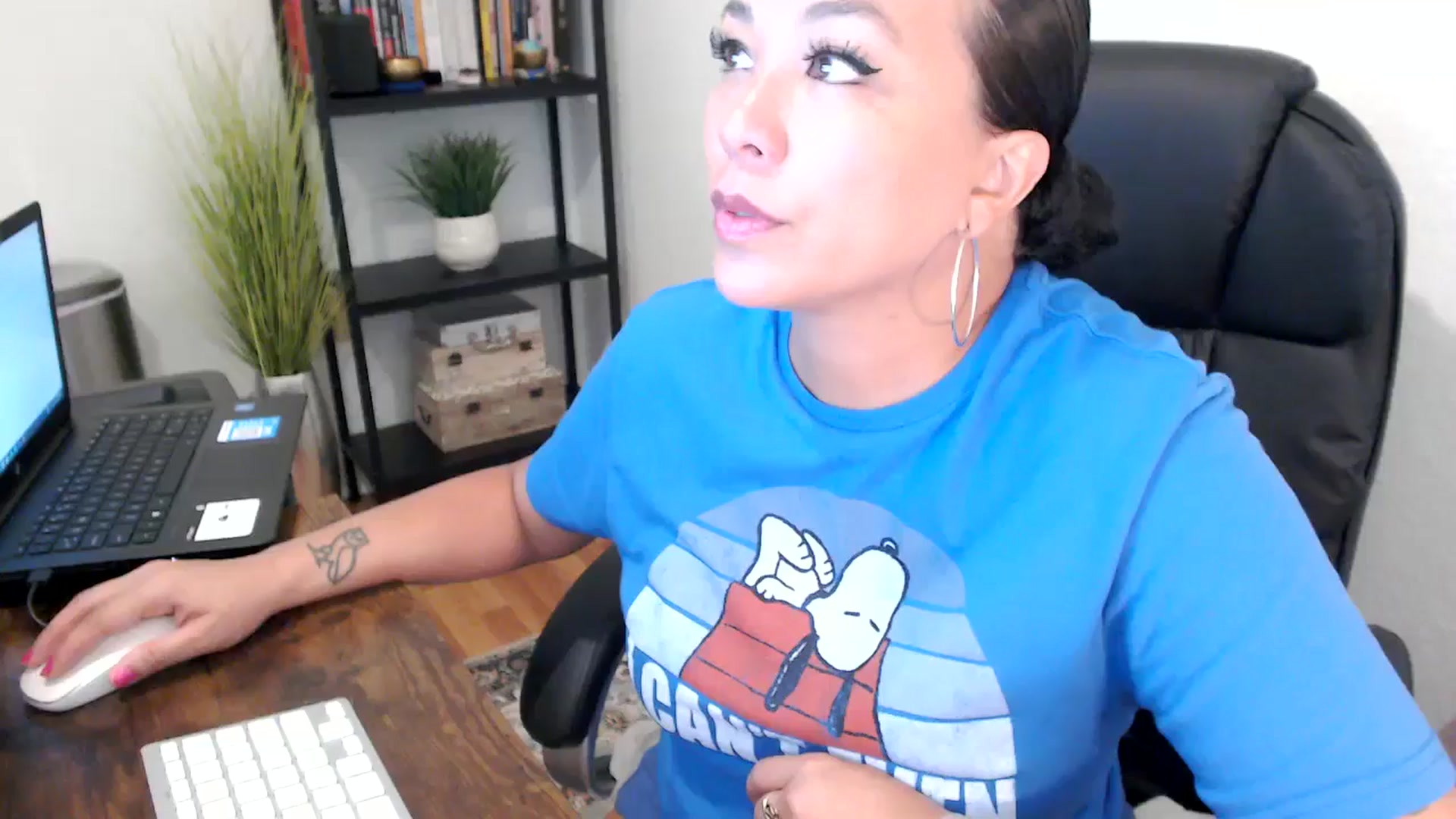 Gallery image thumbnail from MickaylaMoon's myfreecams stream on, 09/04/2024, 16:48 image 1 of 20
