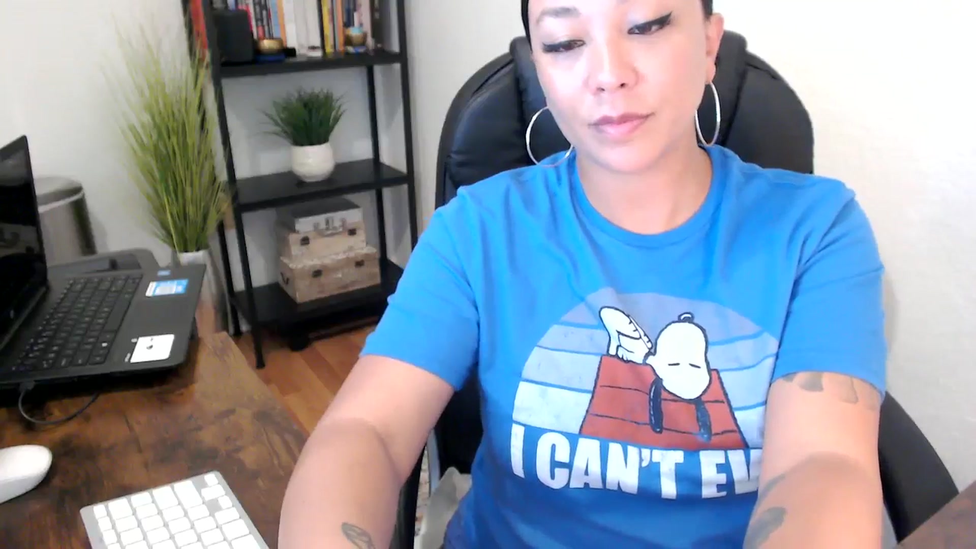 Gallery image thumbnail from MickaylaMoon's myfreecams stream on, 09/04/2024, 17:38 image 8 of 20