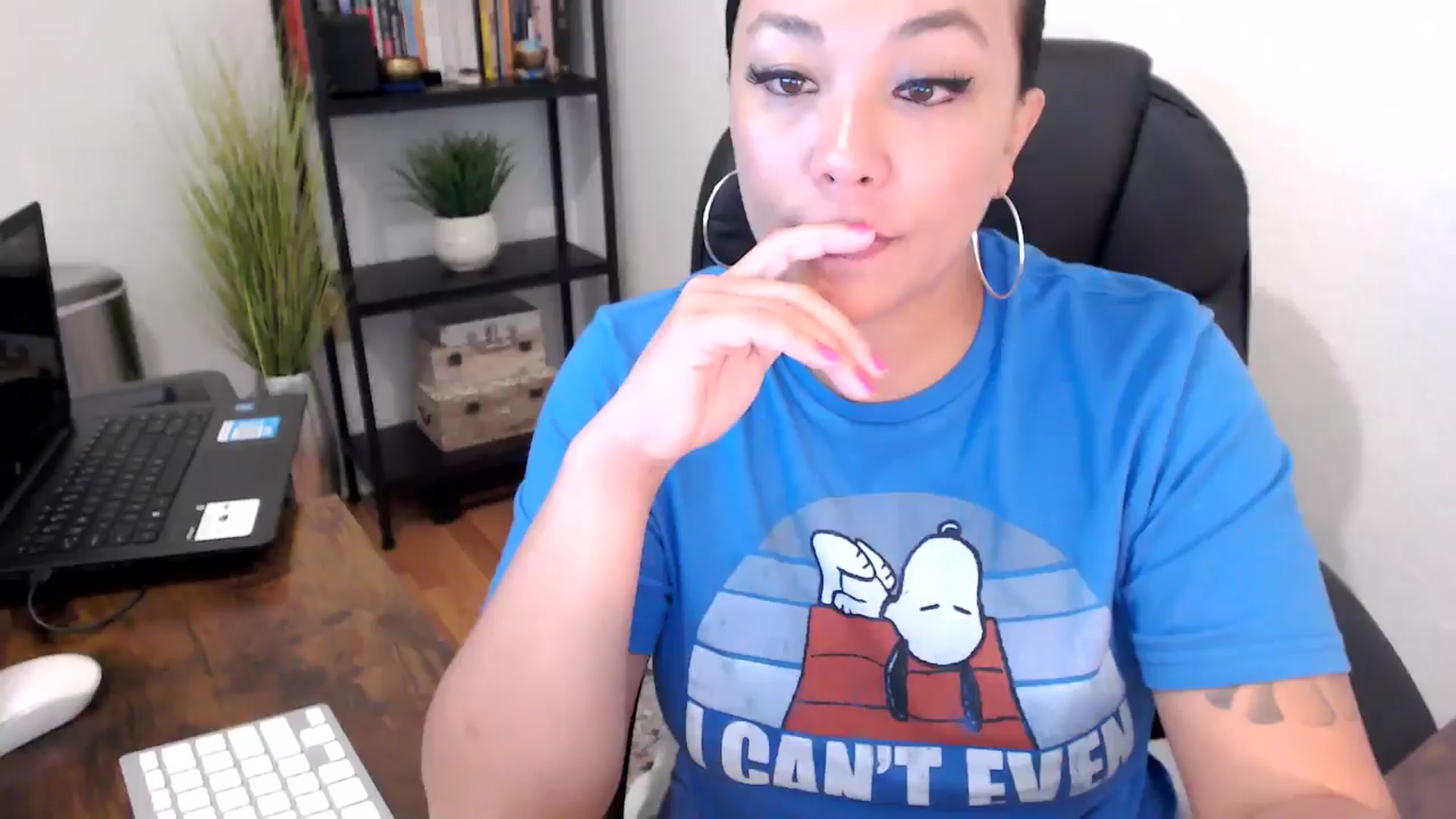 Gallery image thumbnail from MickaylaMoon's myfreecams stream on, 09/04/2024, 17:38 image 1 of 20