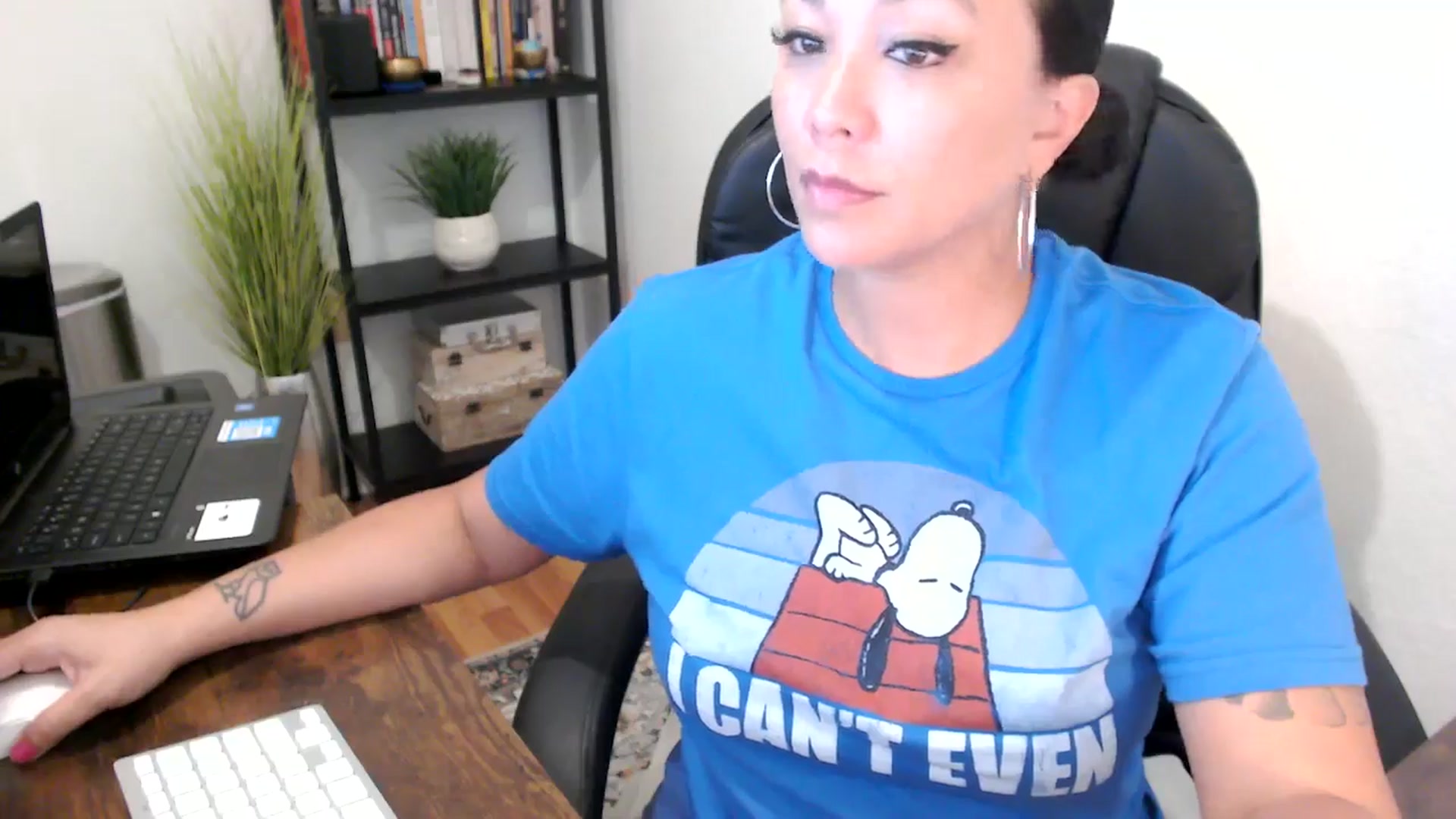 Gallery image thumbnail from MickaylaMoon's myfreecams stream on, 09/04/2024, 17:38 image 15 of 20