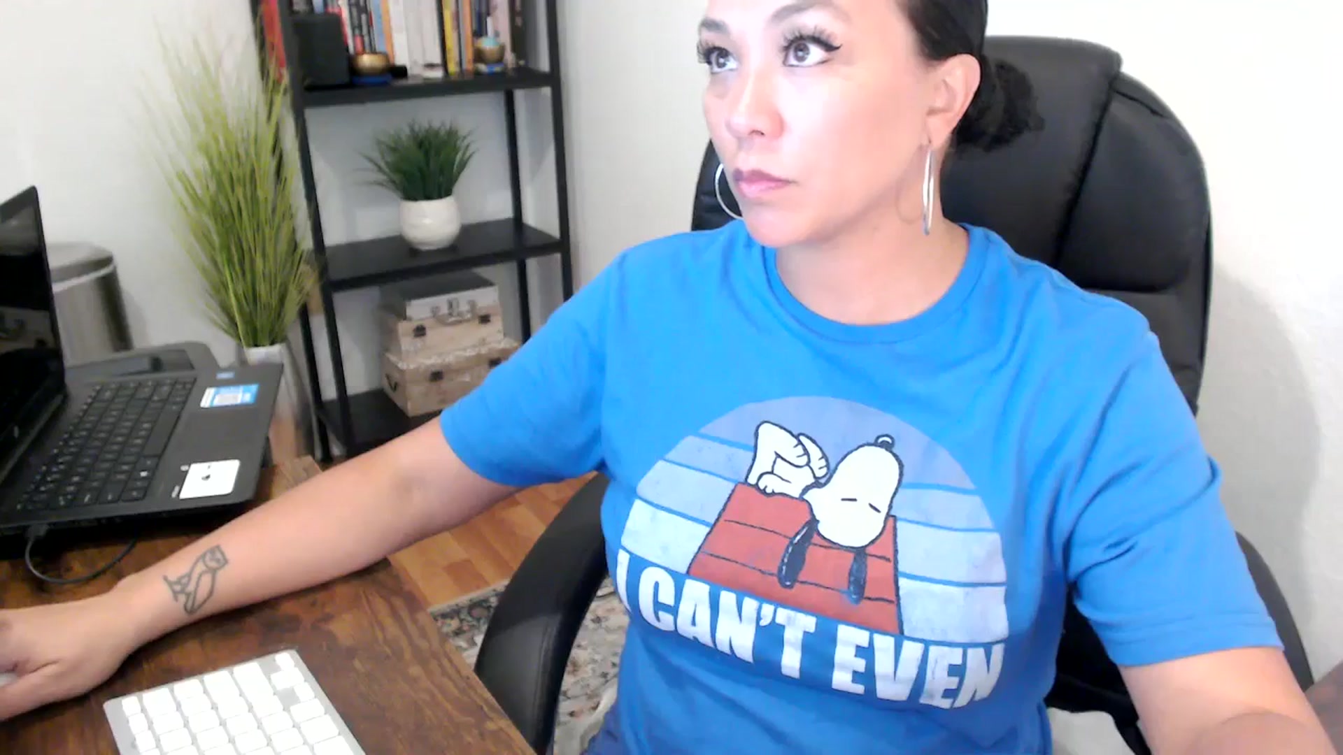 Gallery image thumbnail from MickaylaMoon's myfreecams stream on, 09/04/2024, 18:03 image 14 of 20