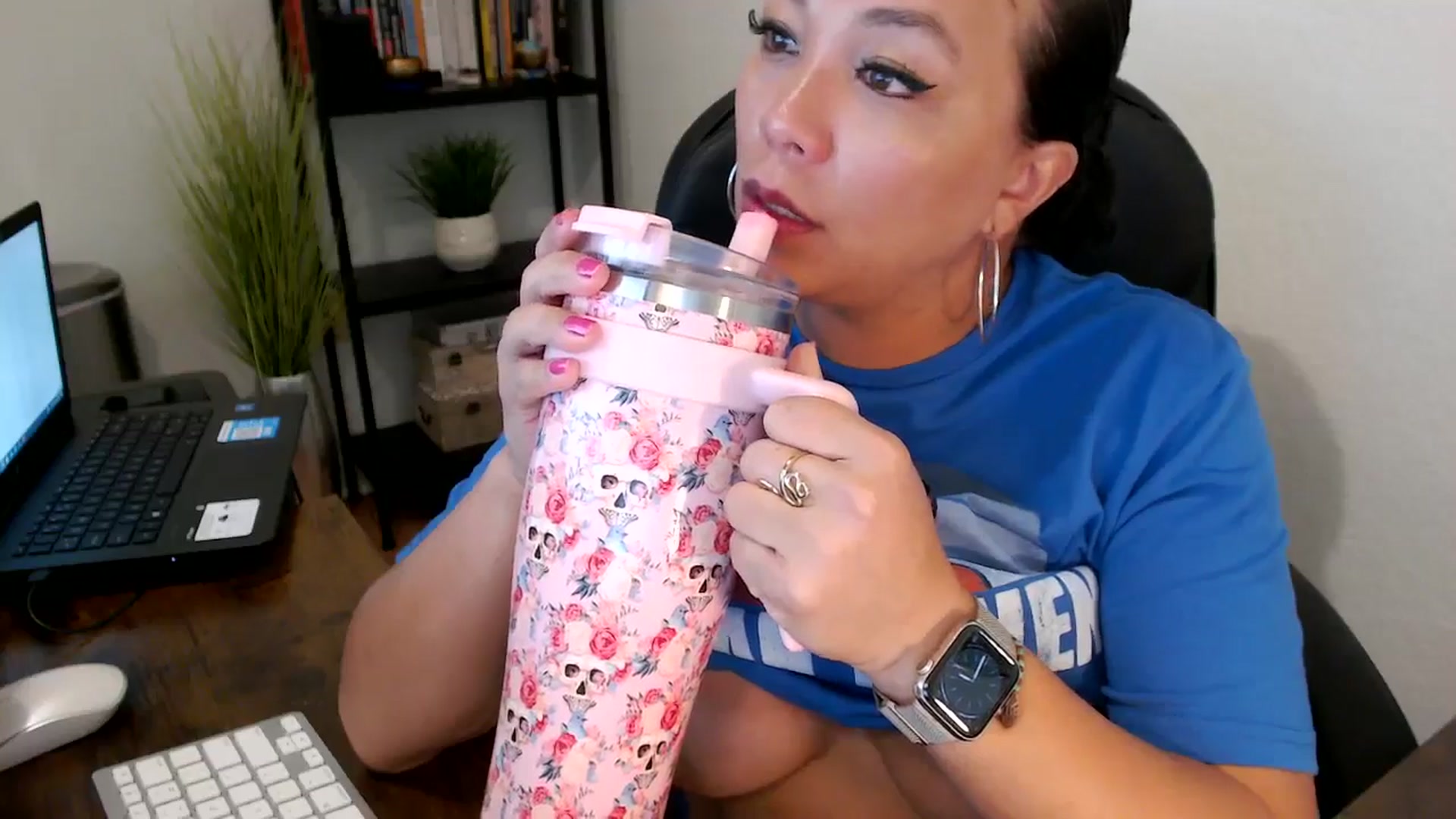 Gallery image thumbnail from MickaylaMoon's myfreecams stream on, 09/04/2024, 18:36 image 9 of 20