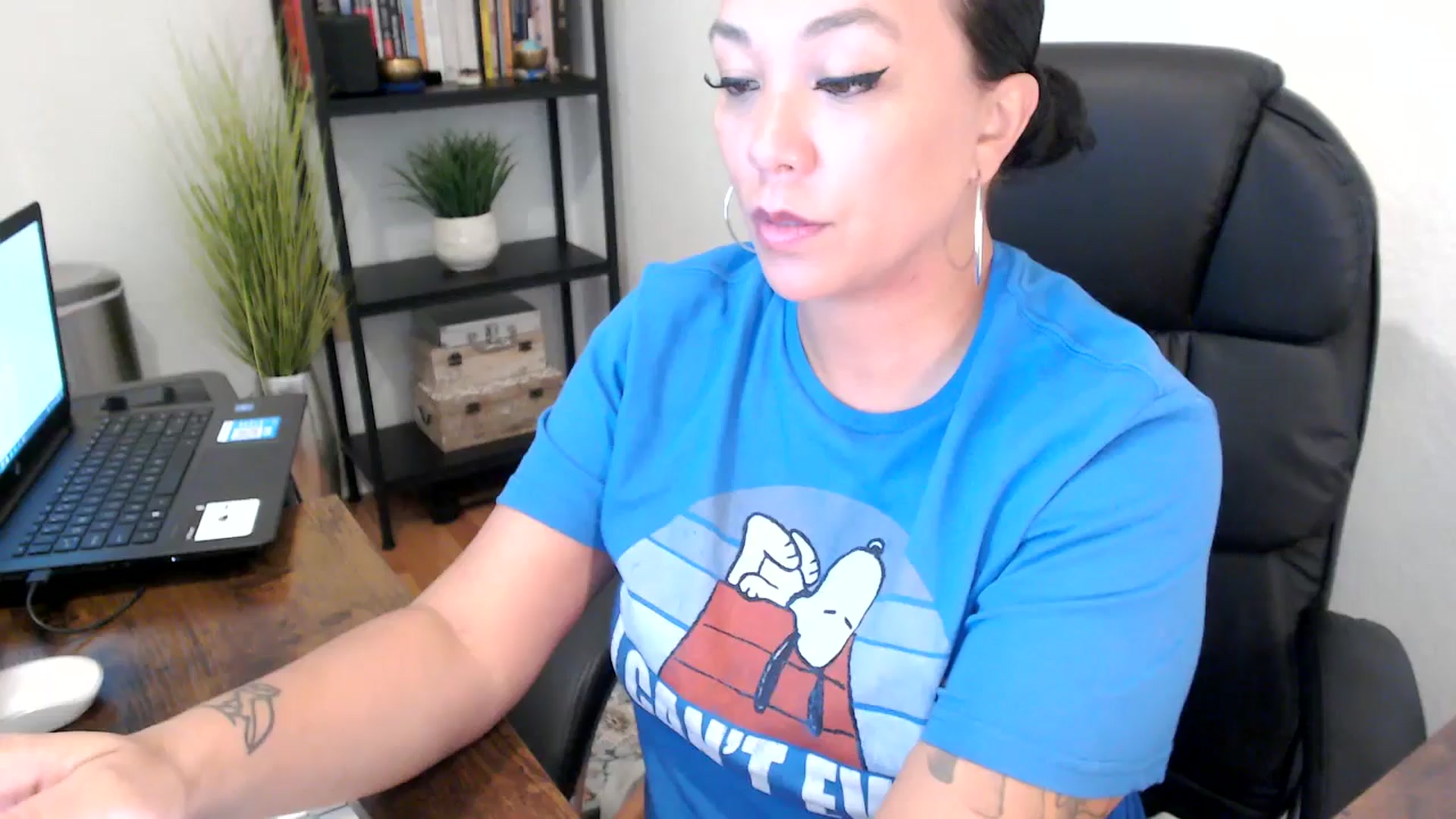 Gallery image thumbnail from MickaylaMoon's myfreecams stream on, 09/04/2024, 18:53 image 16 of 20
