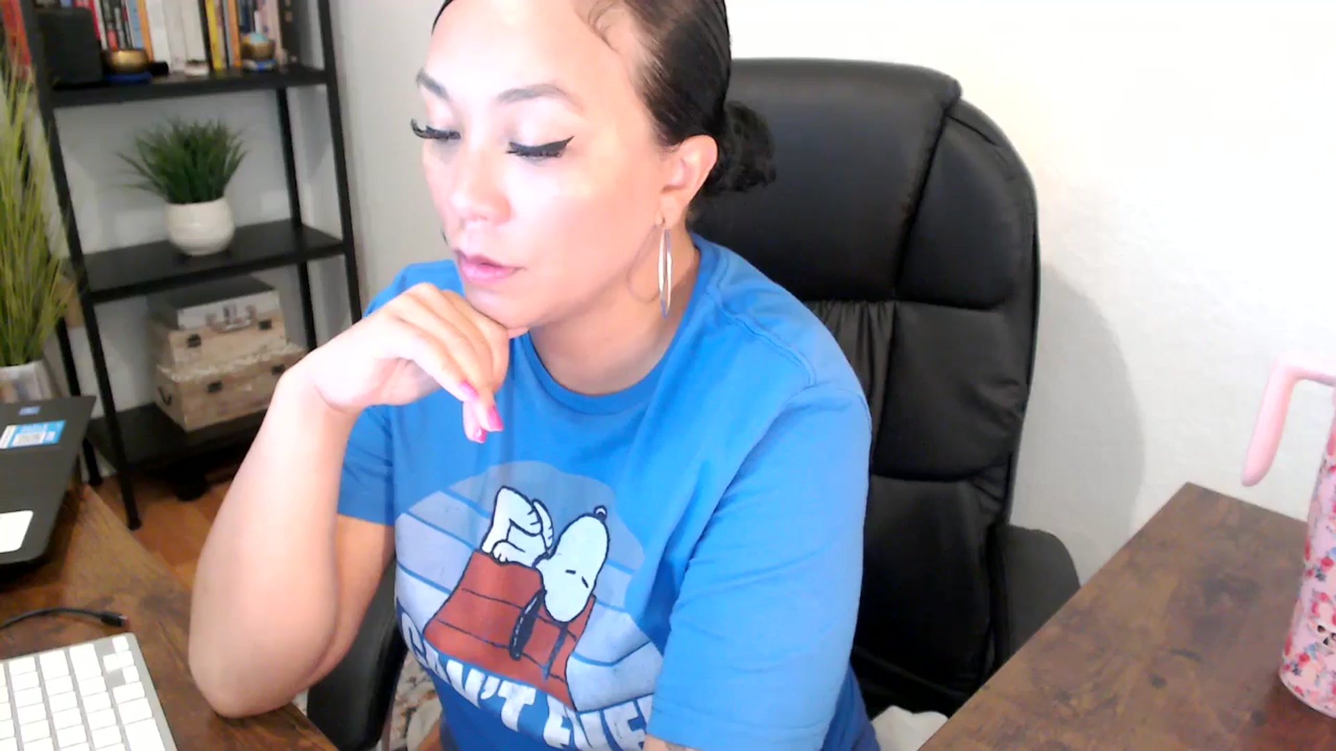 Gallery image thumbnail from MickaylaMoon's myfreecams stream on, 09/04/2024, 20:04 image 2 of 20