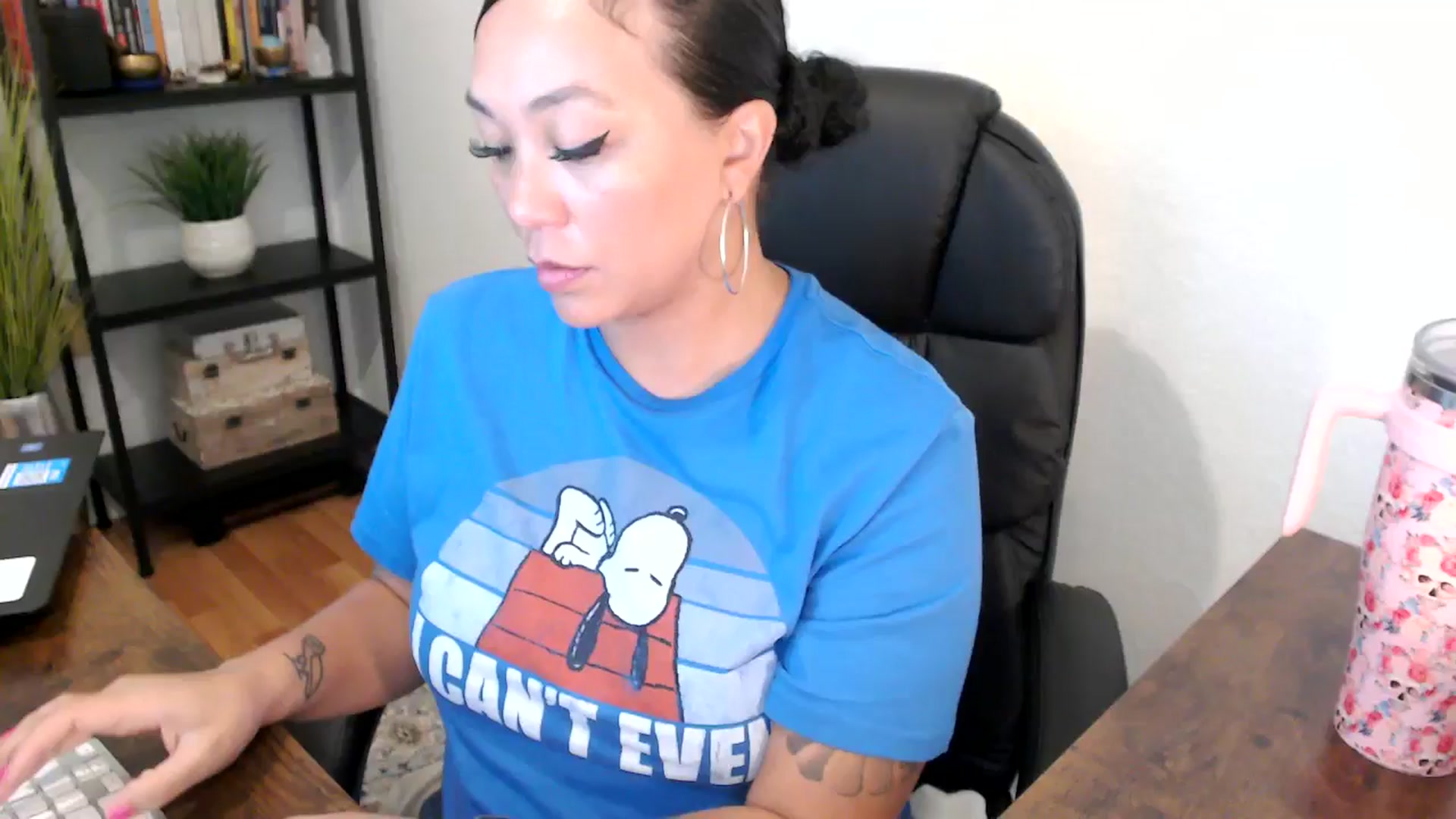 Gallery image thumbnail from MickaylaMoon's myfreecams stream on, 09/04/2024, 20:33 image 7 of 20