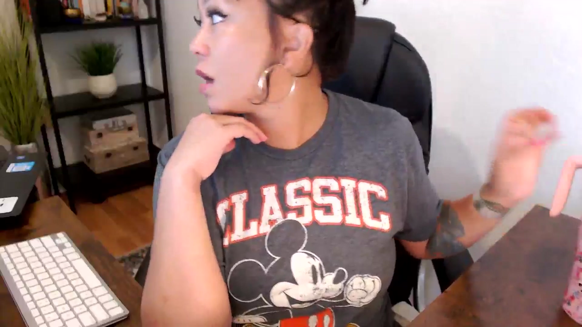 Gallery image thumbnail from MickaylaMoon's myfreecams stream on, 09/05/2024, 14:42 image 11 of 20