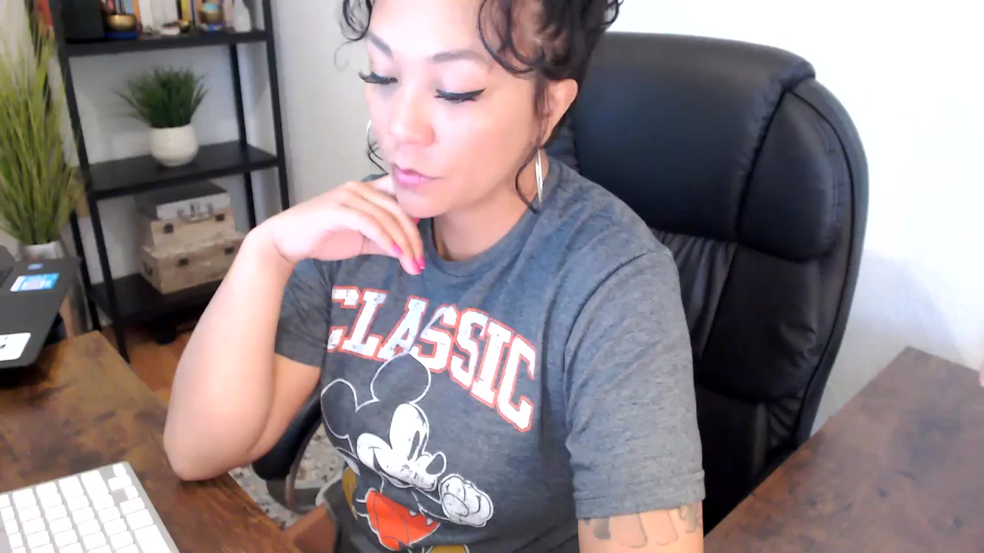 Gallery image thumbnail from MickaylaMoon's myfreecams stream on, 09/05/2024, 14:42 image 3 of 20