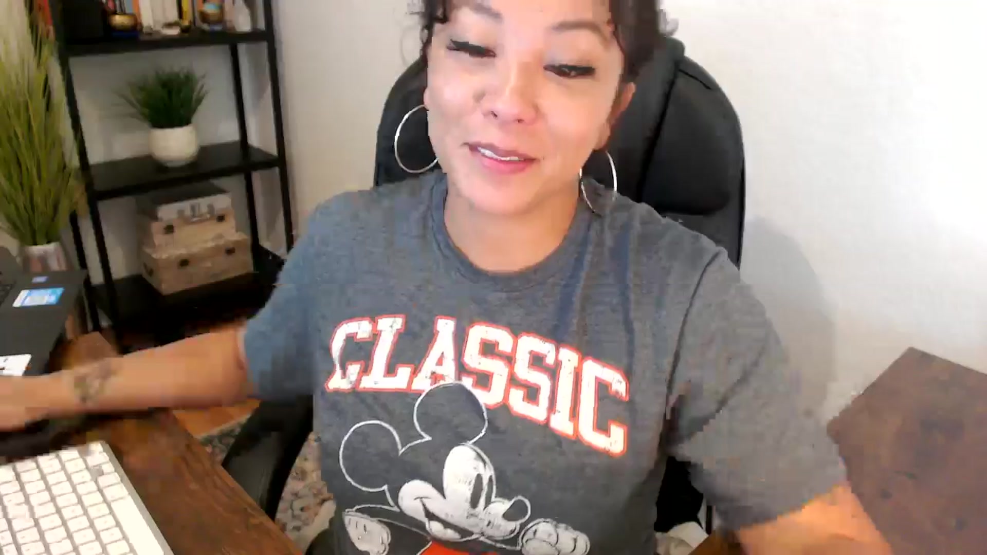 Gallery image thumbnail from MickaylaMoon's myfreecams stream on, 09/05/2024, 15:56 image 5 of 20