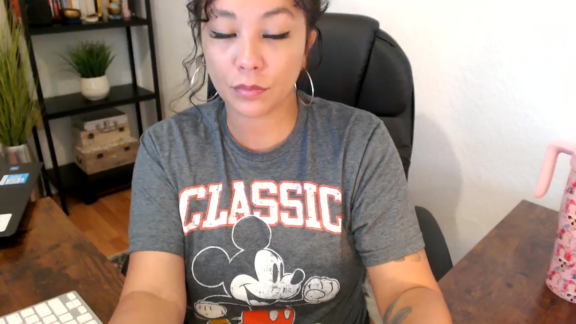 Gallery image thumbnail from MickaylaMoon's myfreecams stream on, 09/05/2024, 16:41 image 17 of 20