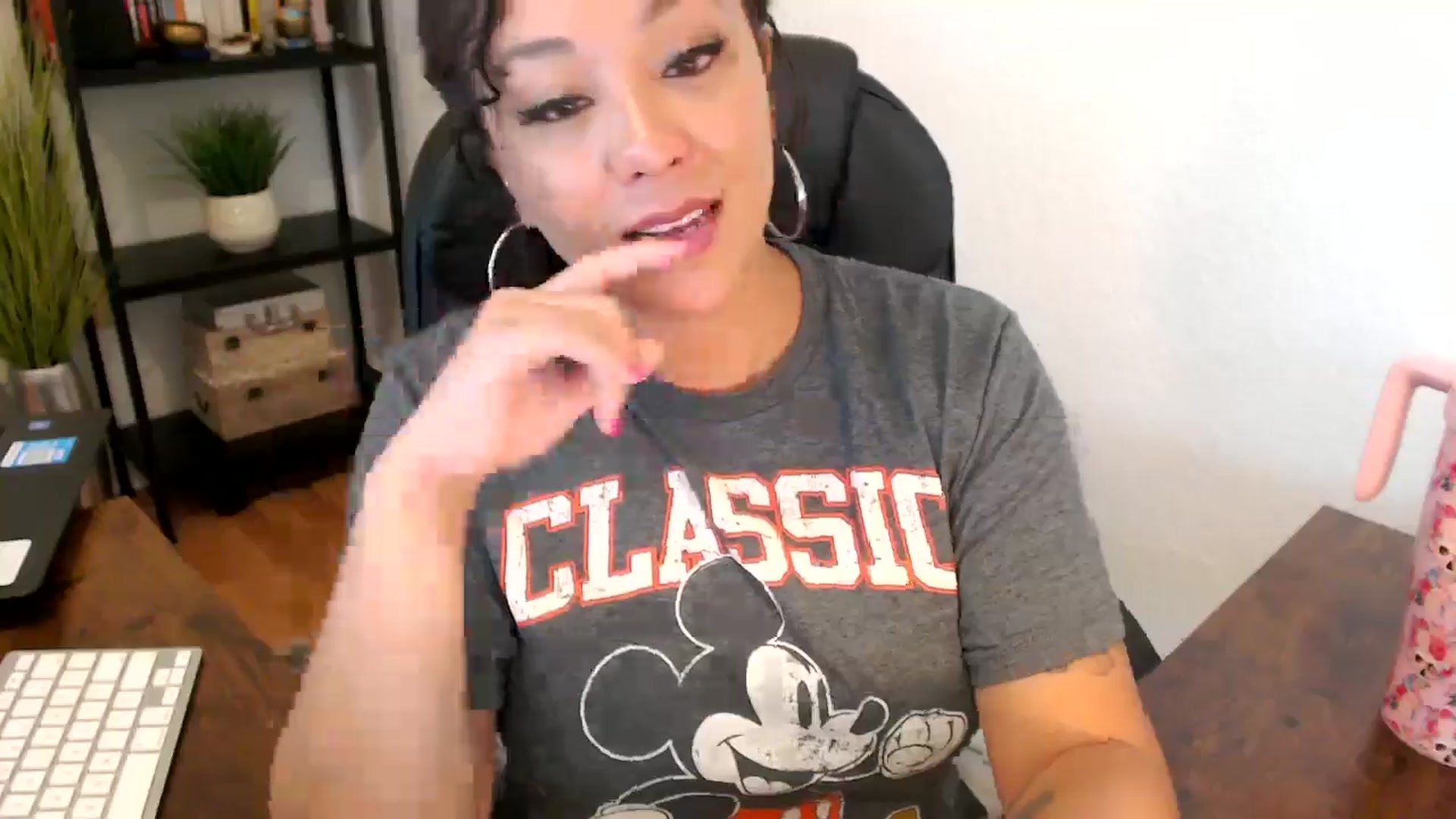 Gallery image thumbnail from MickaylaMoon's myfreecams stream on, 09/05/2024, 16:41 image 6 of 20