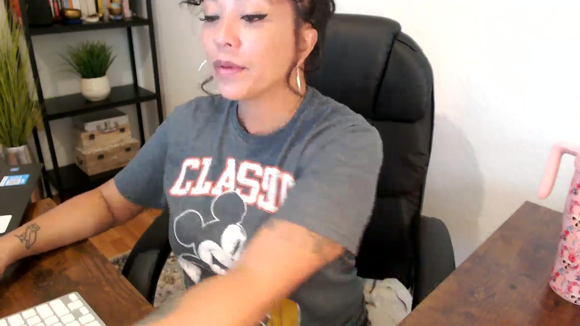 Gallery image thumbnail from MickaylaMoon's myfreecams stream on, 09/05/2024, 16:41 image 13 of 20