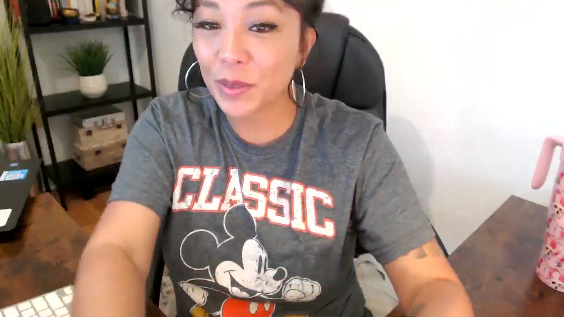 Gallery image thumbnail from MickaylaMoon's myfreecams stream on, 09/05/2024, 17:16 image 15 of 20