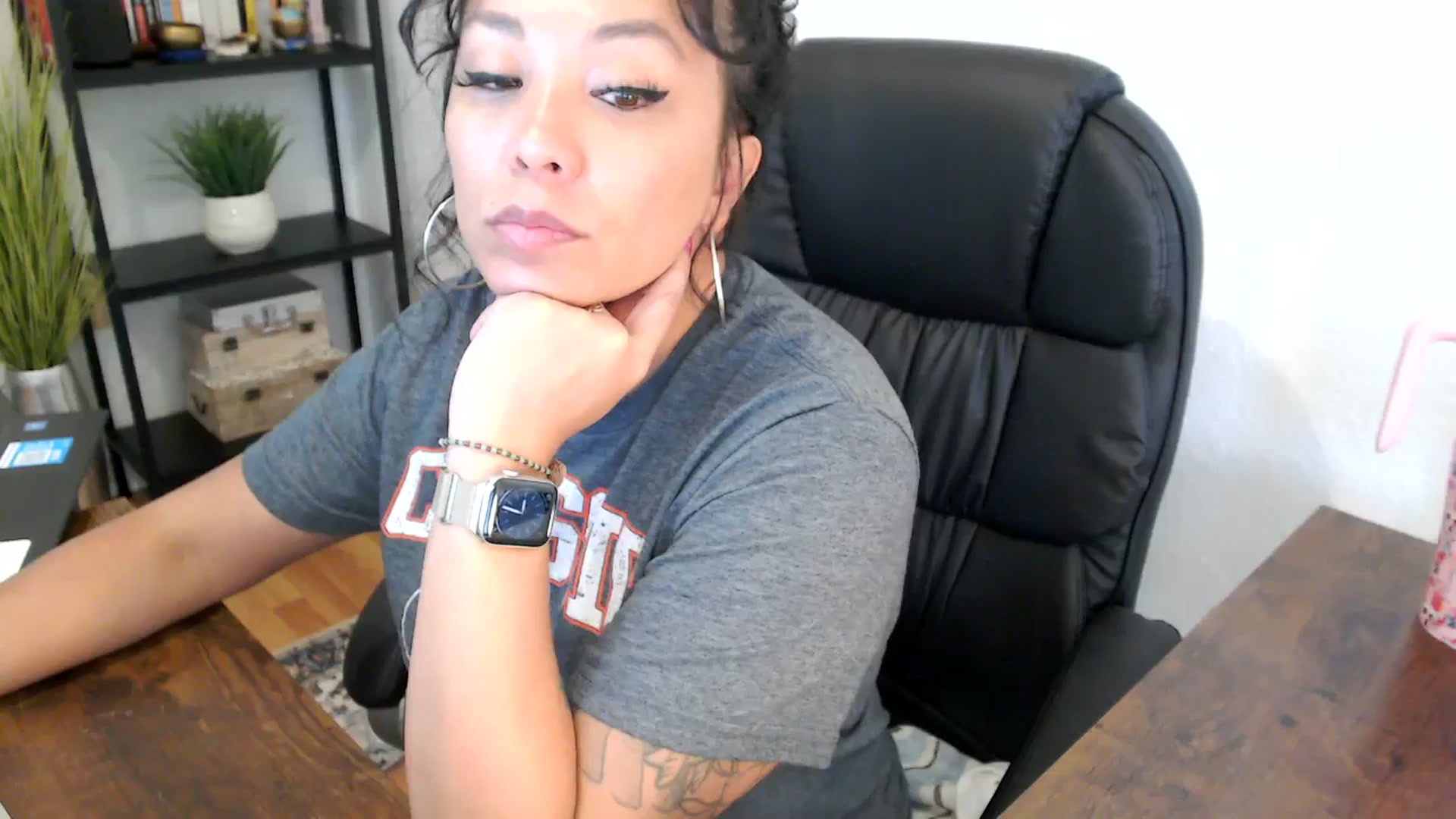 Gallery image thumbnail from MickaylaMoon's myfreecams stream on, 09/05/2024, 19:15 image 12 of 20