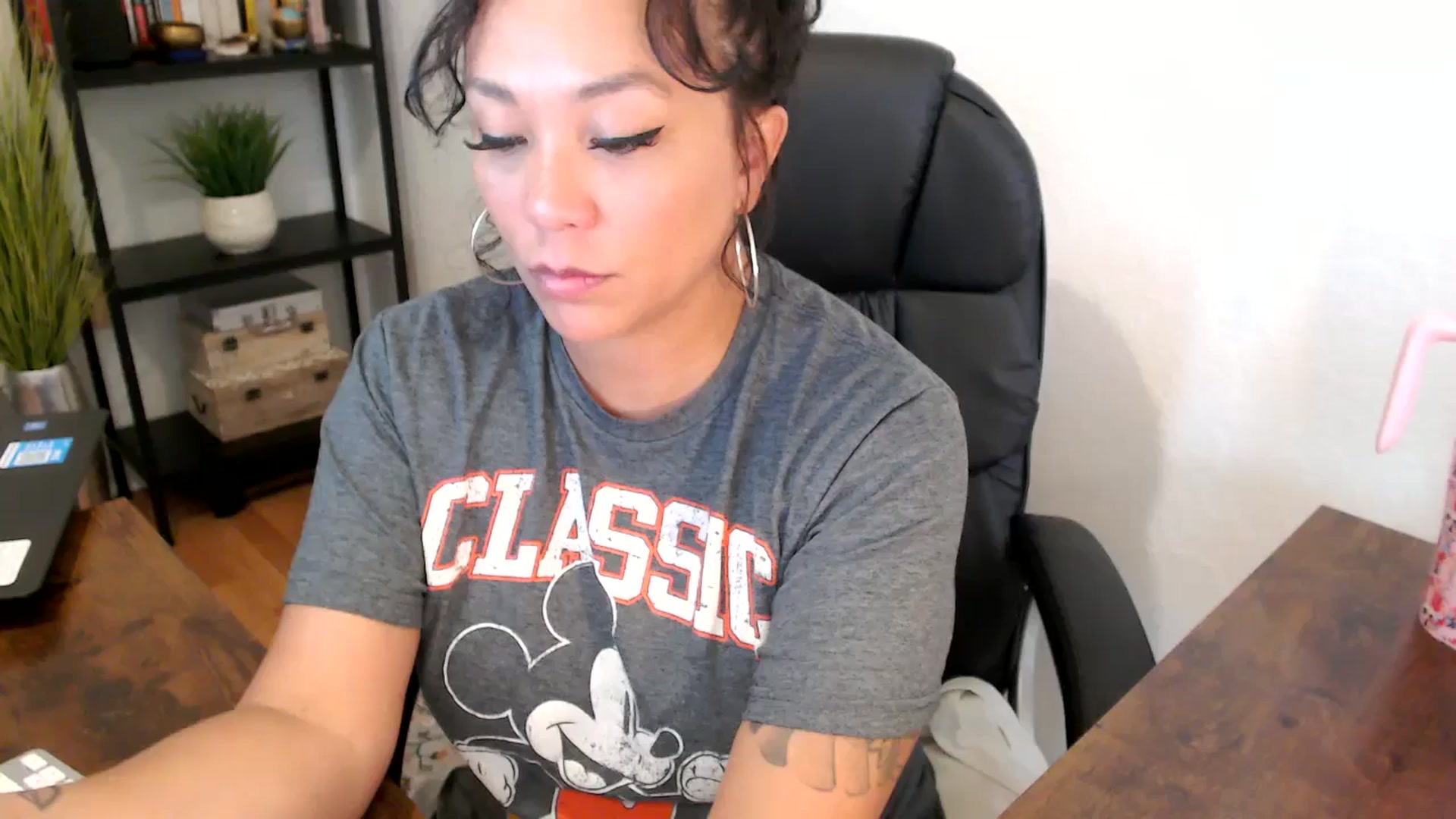 Gallery image thumbnail from MickaylaMoon's myfreecams stream on, 09/05/2024, 19:15 image 18 of 20