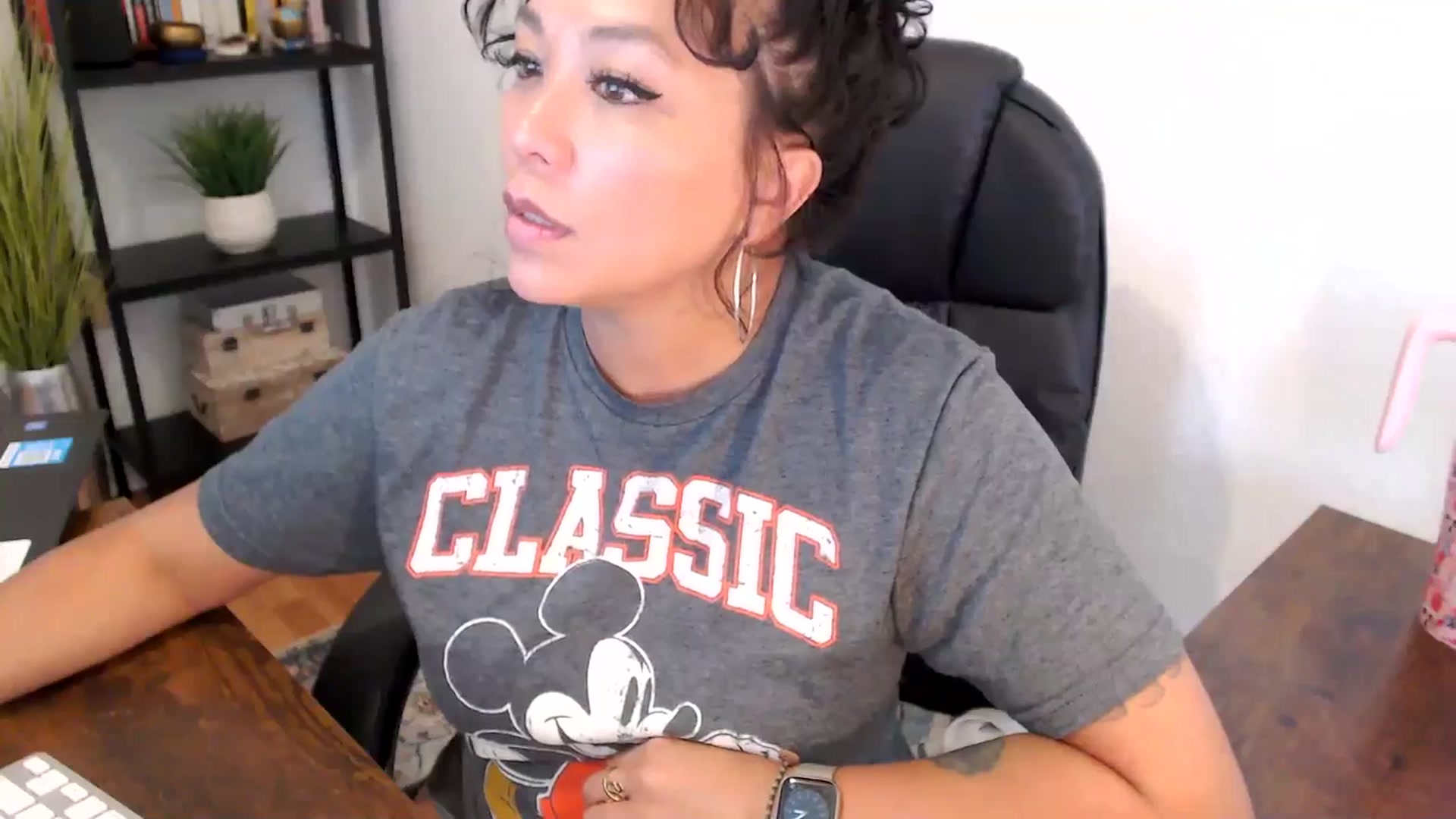 Gallery image thumbnail from MickaylaMoon's myfreecams stream on, 09/05/2024, 19:15 image 17 of 20