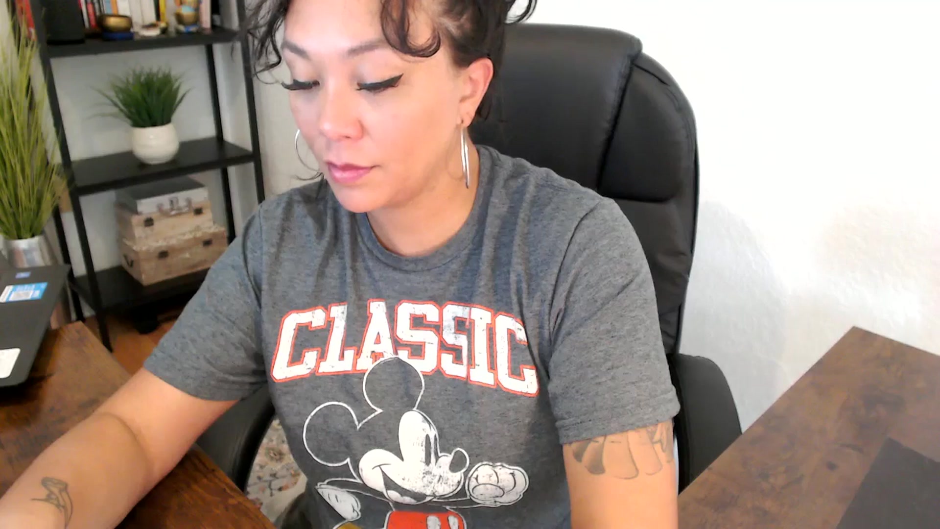 Gallery image thumbnail from MickaylaMoon's myfreecams stream on, 09/05/2024, 20:30 image 16 of 20