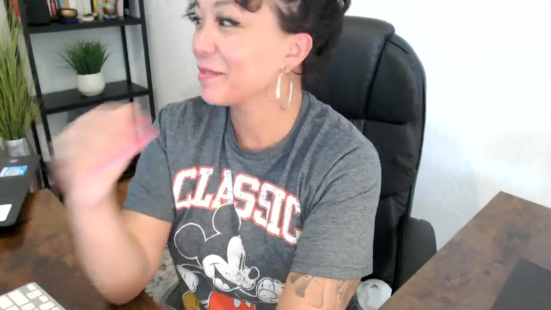 Gallery image thumbnail from MickaylaMoon's myfreecams stream on, 09/05/2024, 20:30 image 8 of 20