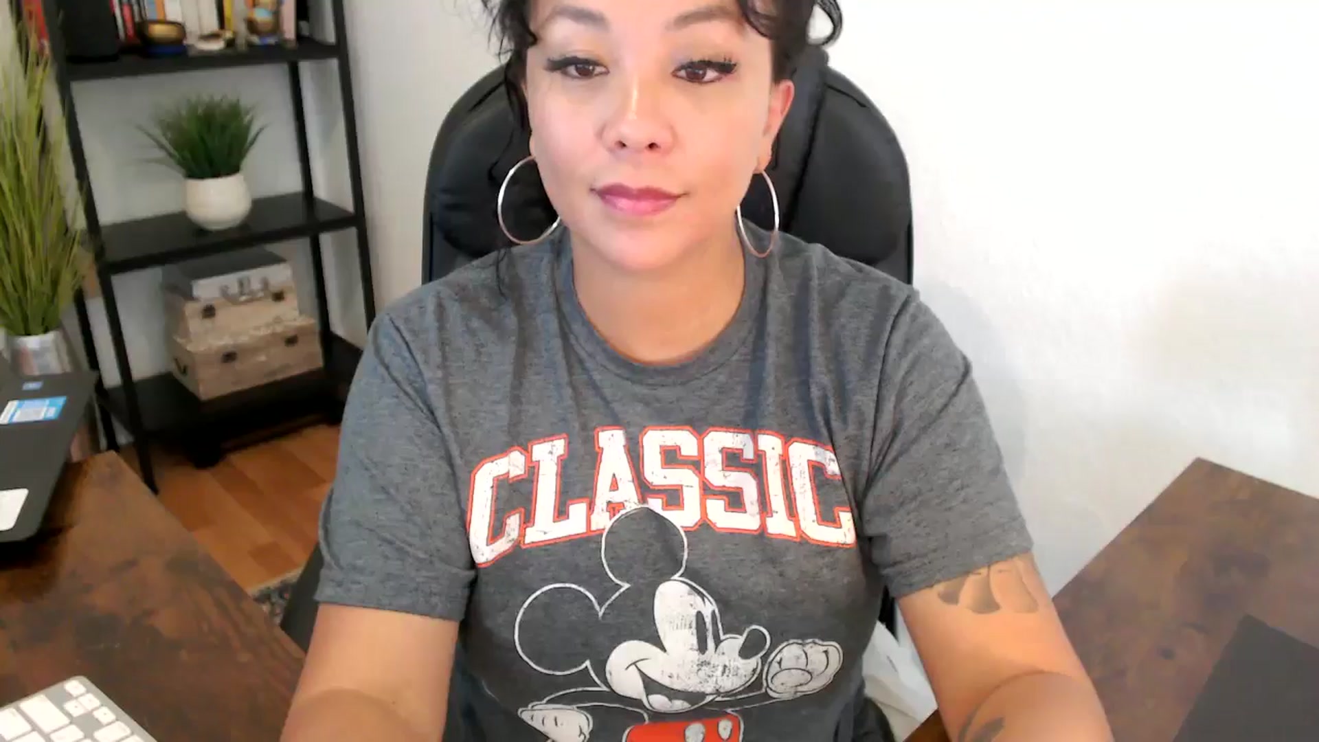 Gallery image thumbnail from MickaylaMoon's myfreecams stream on, 09/05/2024, 20:30 image 10 of 20