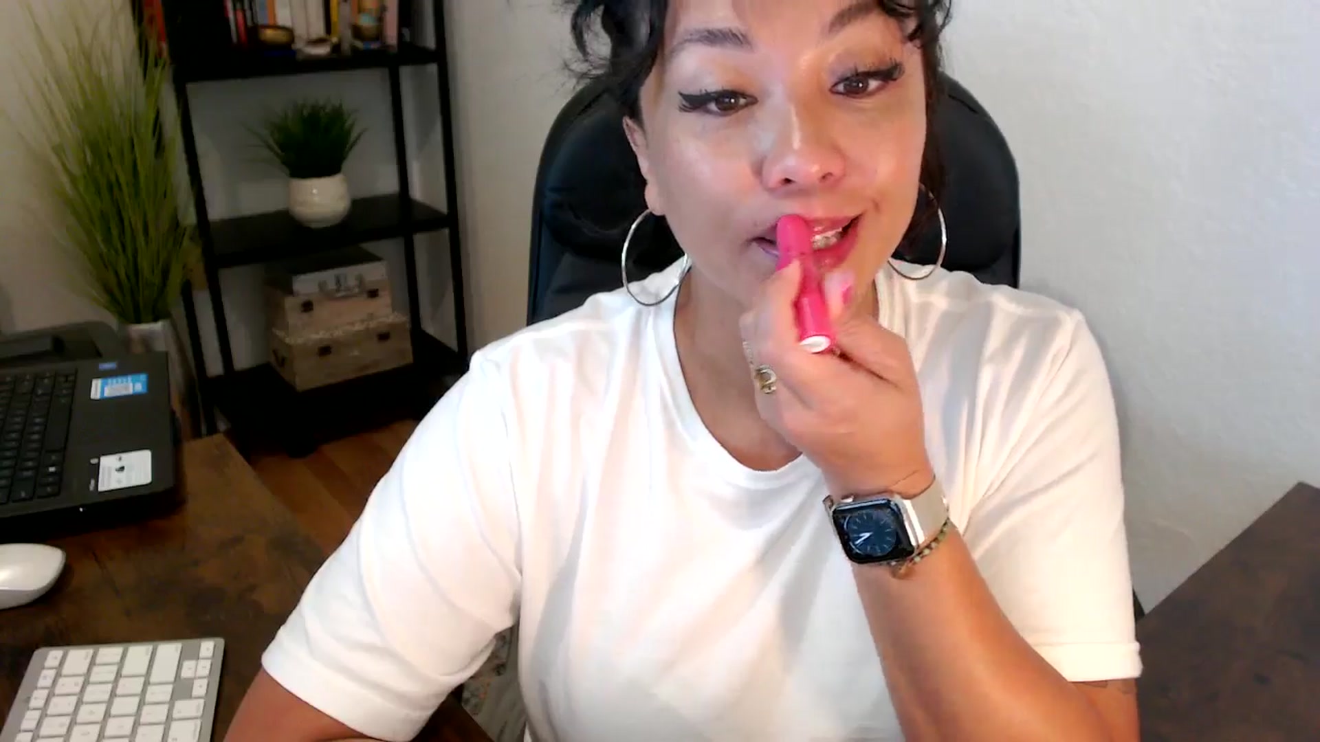 Gallery image thumbnail from MickaylaMoon's myfreecams stream on, 09/06/2024, 16:04 image 11 of 20