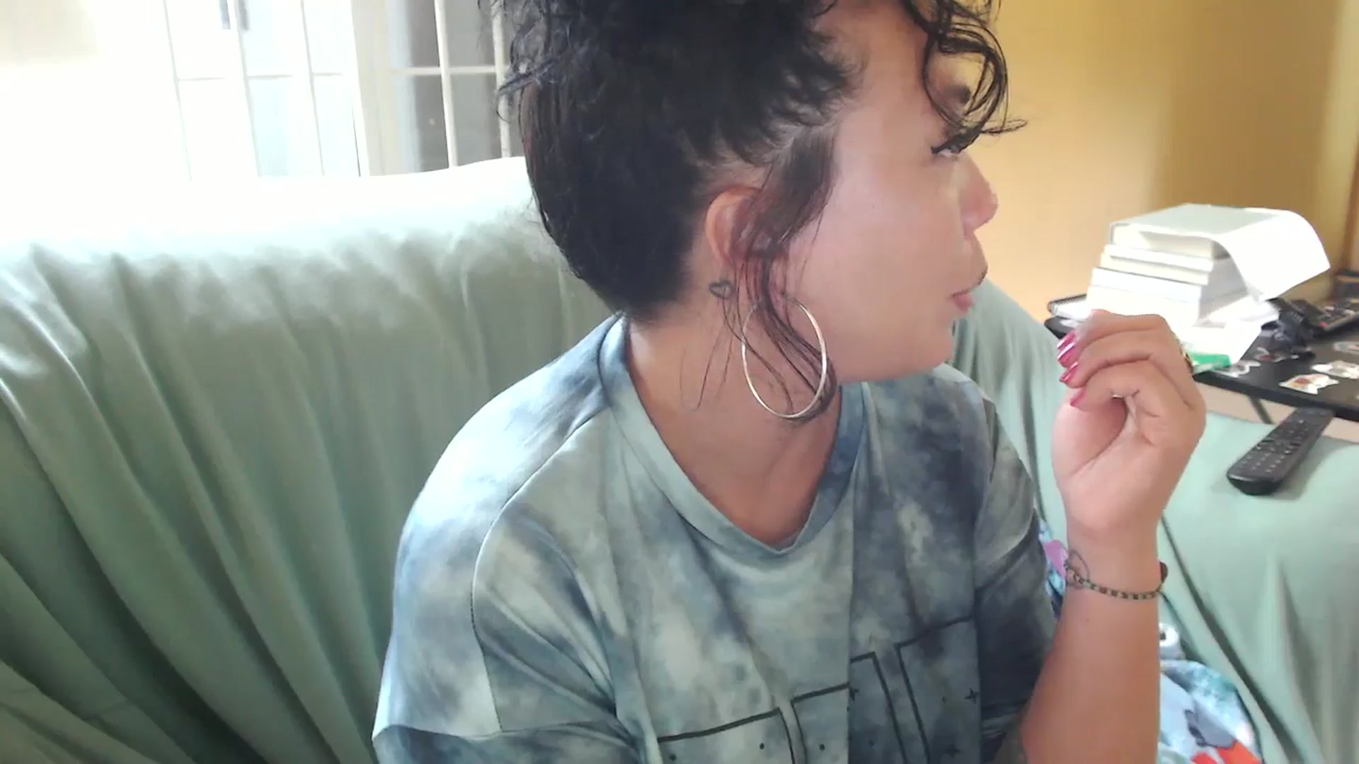 Gallery image thumbnail from MickaylaMoon's myfreecams stream on, 09/08/2024, 15:57 image 15 of 20