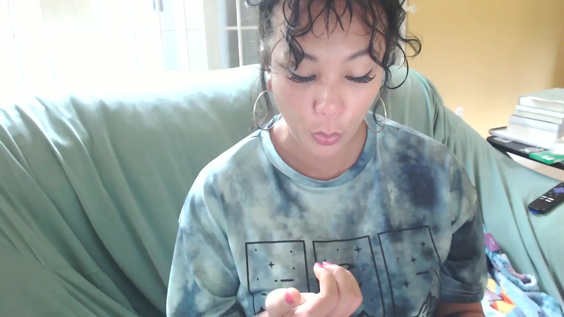 Gallery image thumbnail from MickaylaMoon's myfreecams stream on, 09/08/2024, 15:57 image 5 of 20