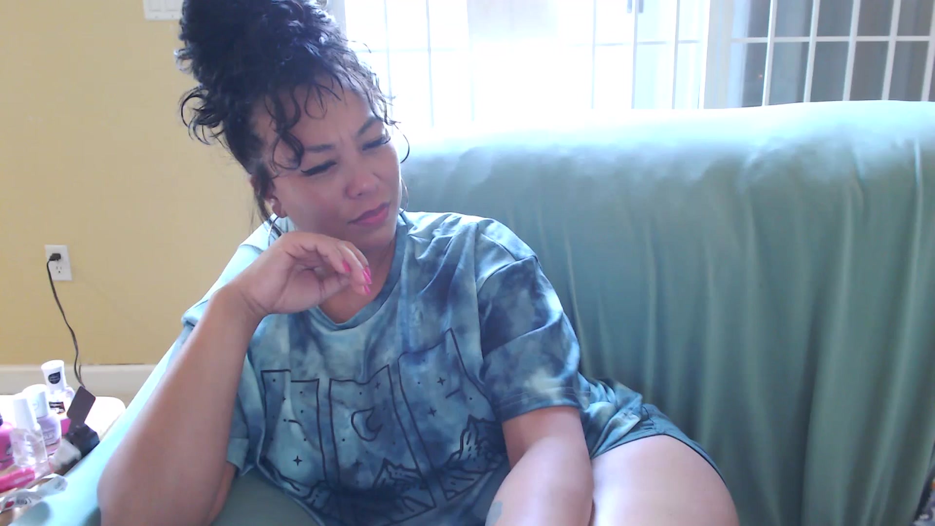 Gallery image thumbnail from MickaylaMoon's myfreecams stream on, 09/08/2024, 16:21 image 2 of 20