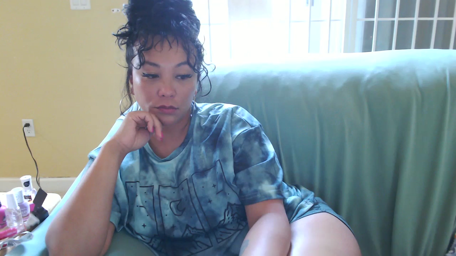 Gallery image thumbnail from MickaylaMoon's myfreecams stream on, 09/08/2024, 16:21 image 3 of 20