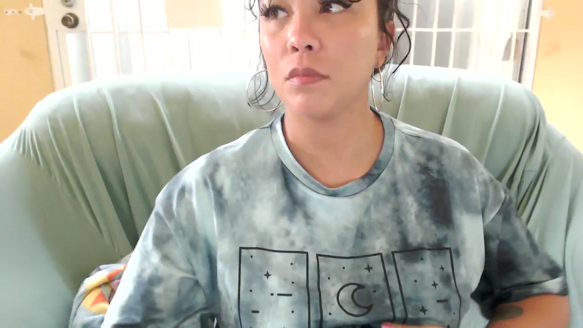 Gallery image thumbnail from MickaylaMoon's myfreecams stream on, 09/08/2024, 18:45 image 16 of 20