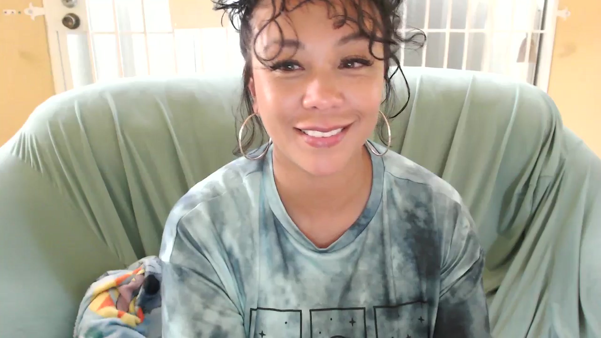 Gallery image thumbnail from MickaylaMoon's myfreecams stream on, 09/08/2024, 18:45 image 5 of 20