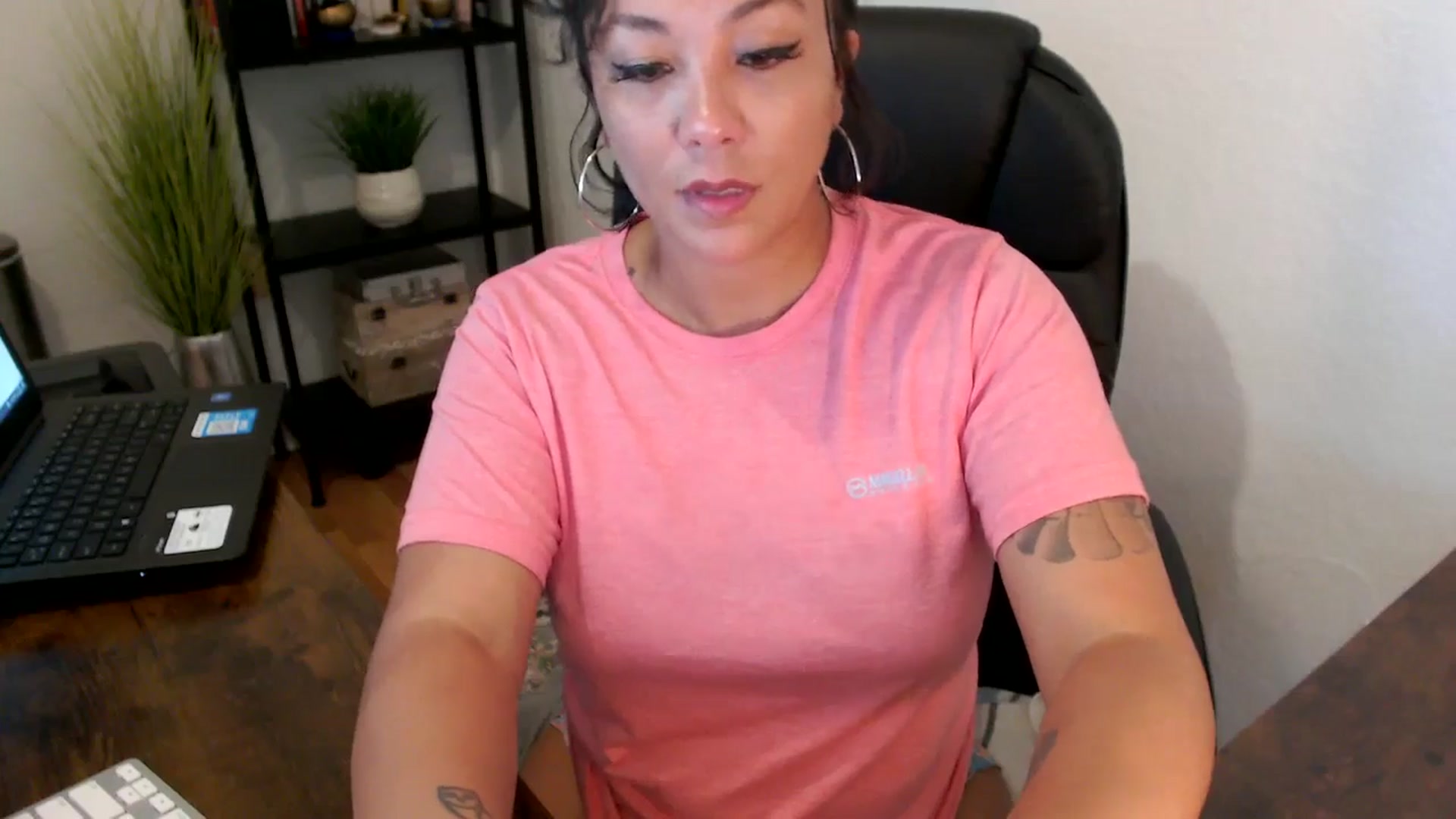 Gallery image thumbnail from MickaylaMoon's myfreecams stream on, 09/09/2024, 15:50 image 20 of 20