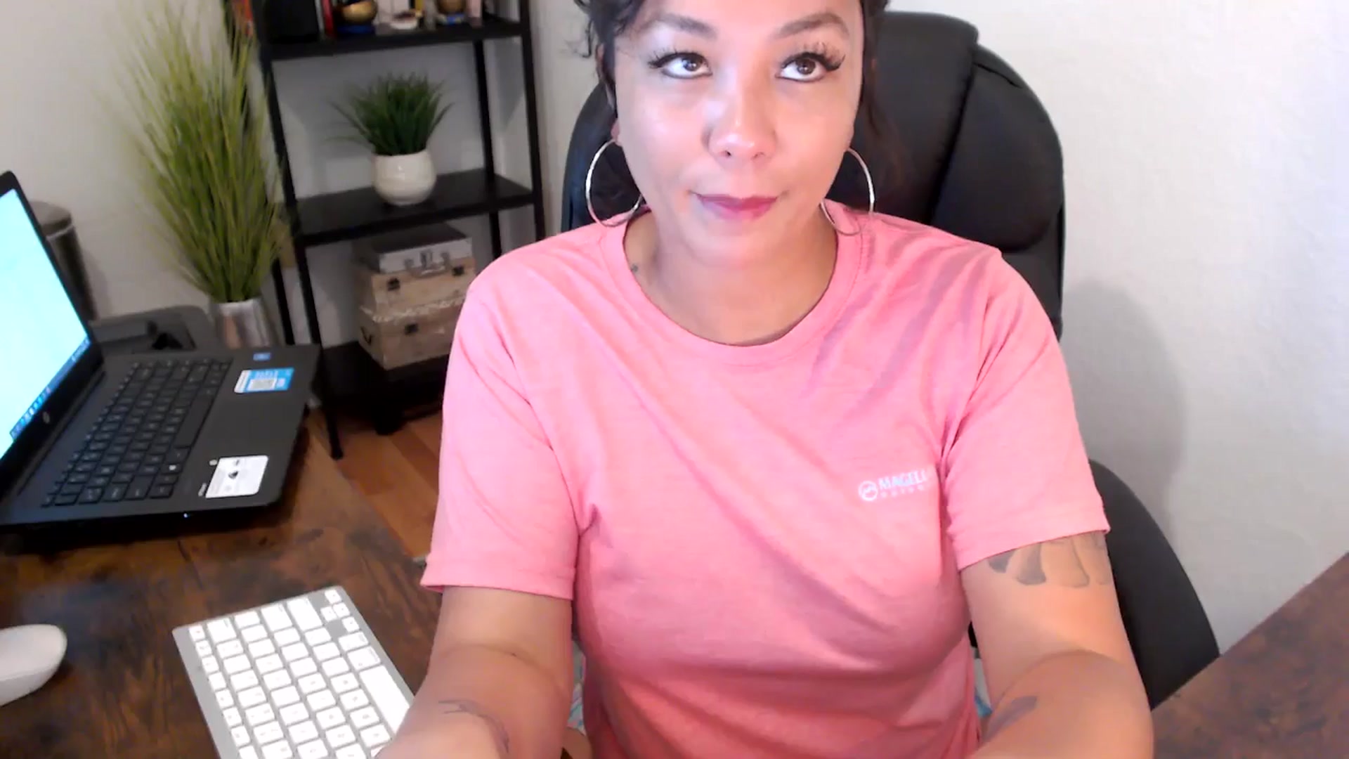 Gallery image thumbnail from MickaylaMoon's myfreecams stream on, 09/09/2024, 16:24 image 2 of 20