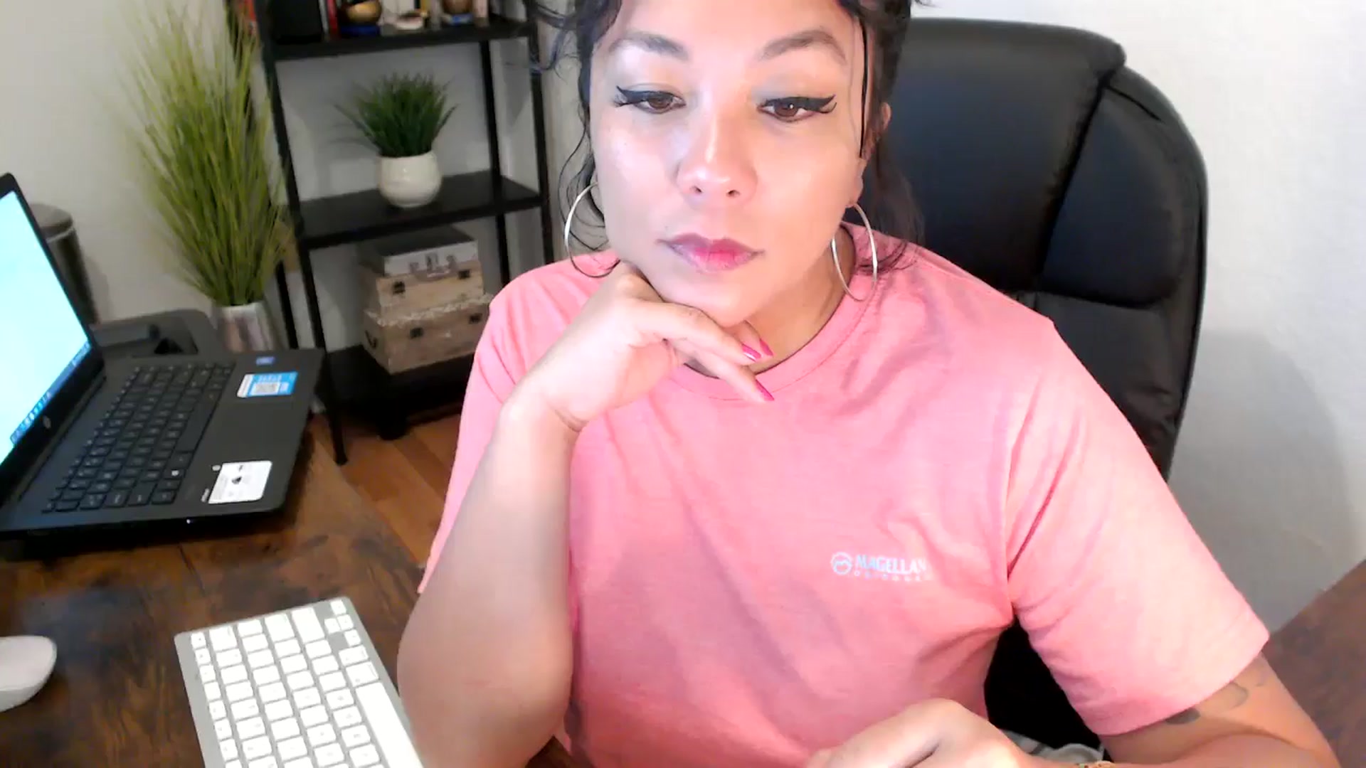 Gallery image thumbnail from MickaylaMoon's myfreecams stream on, 09/09/2024, 16:24 image 8 of 20