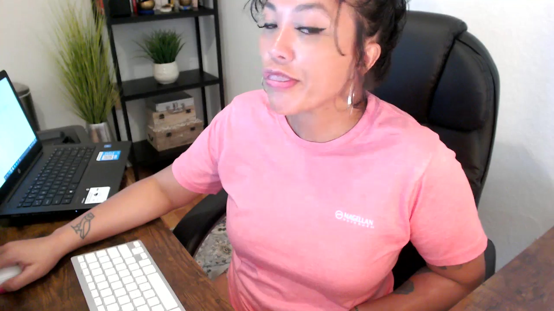Gallery image thumbnail from MickaylaMoon's myfreecams stream on, 09/09/2024, 16:24 image 3 of 20