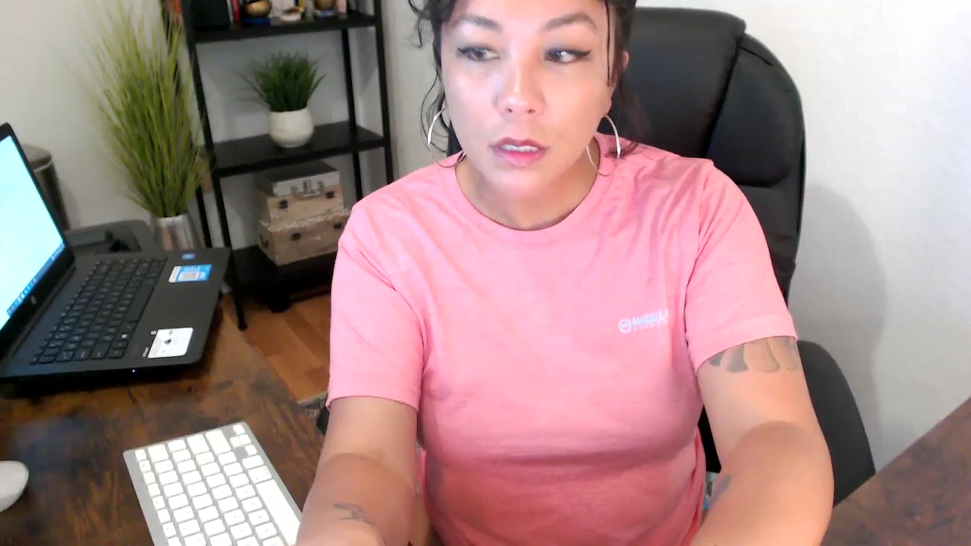 Gallery image thumbnail from MickaylaMoon's myfreecams stream on, 09/09/2024, 16:24 image 5 of 20