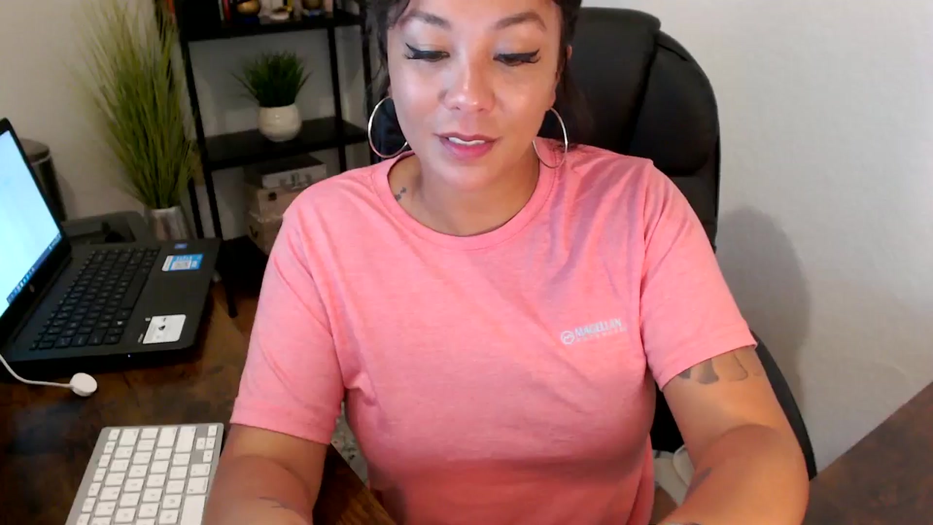 Gallery image thumbnail from MickaylaMoon's myfreecams stream on, 09/09/2024, 16:51 image 8 of 20