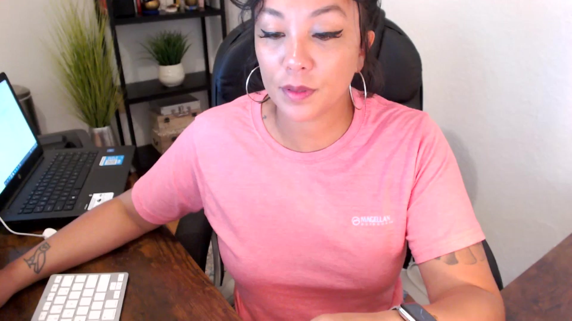 Gallery image thumbnail from MickaylaMoon's myfreecams stream on, 09/09/2024, 16:51 image 12 of 20