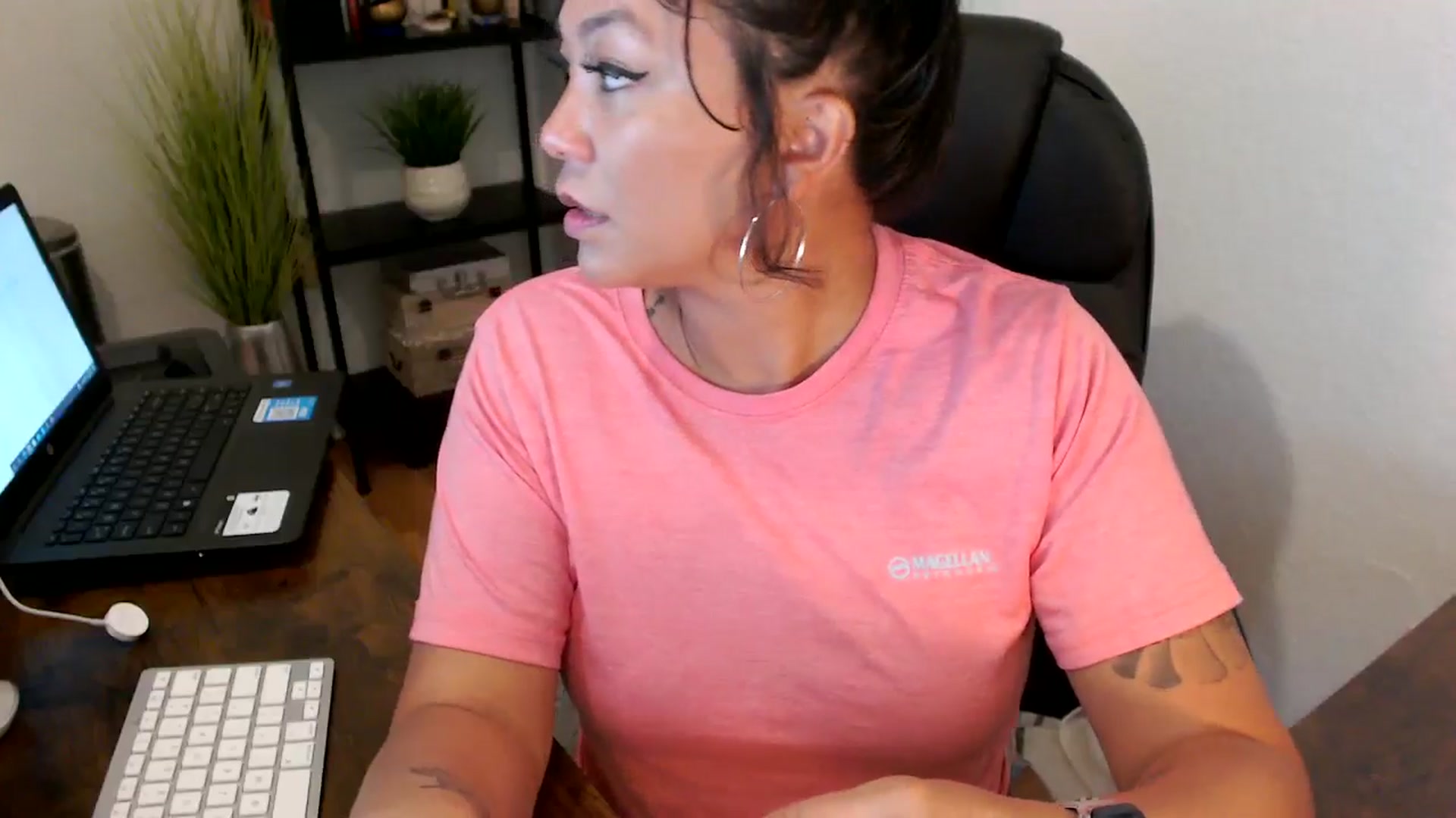 Gallery image thumbnail from MickaylaMoon's myfreecams stream on, 09/09/2024, 16:51 image 7 of 20