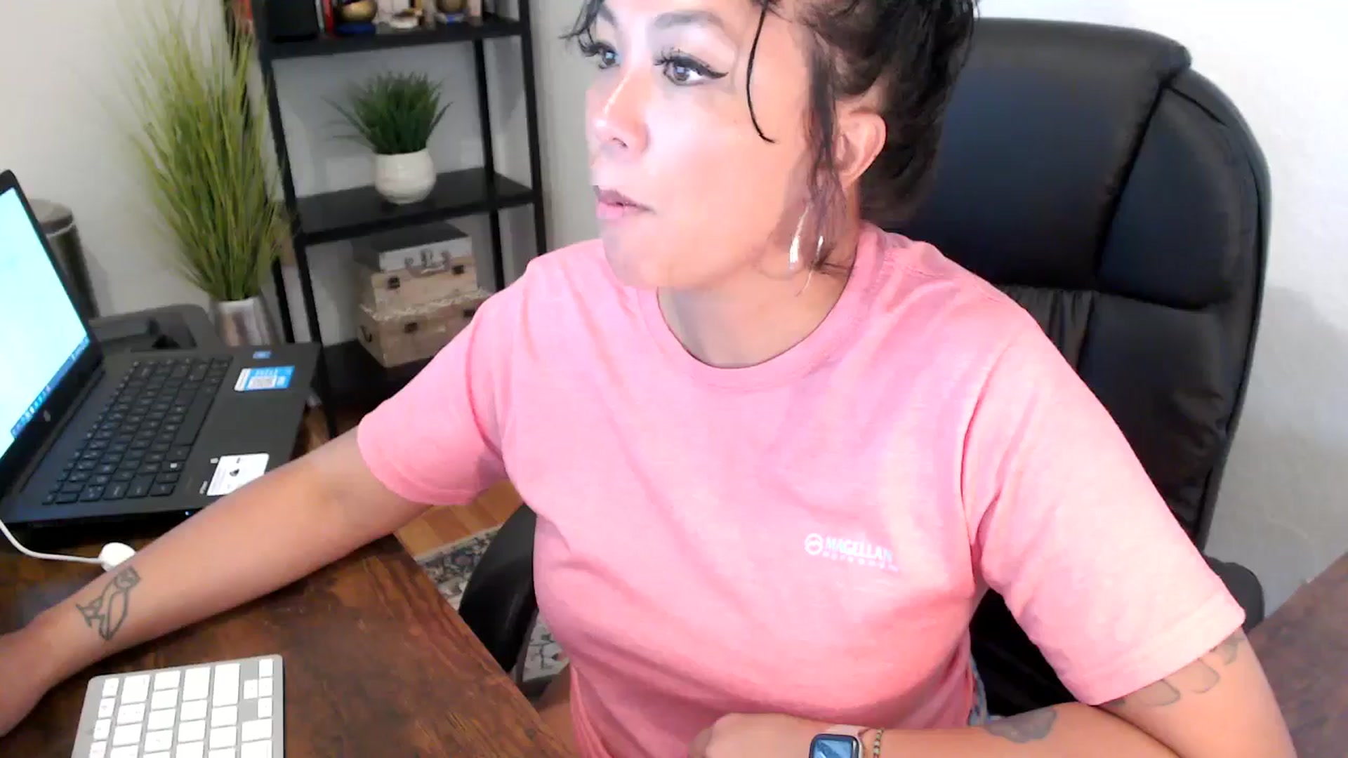 Gallery image thumbnail from MickaylaMoon's myfreecams stream on, 09/09/2024, 17:42 image 4 of 20