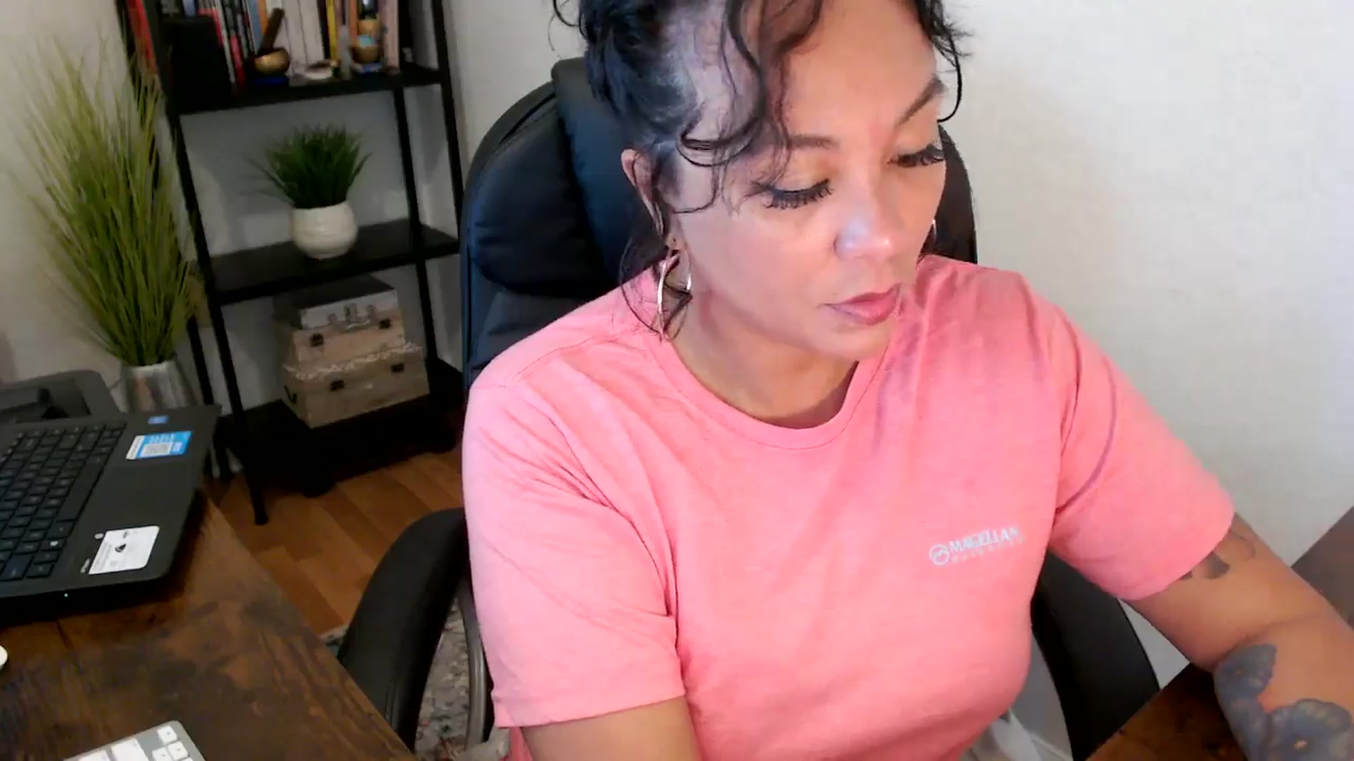 Gallery image thumbnail from MickaylaMoon's myfreecams stream on, 09/09/2024, 19:46 image 20 of 20