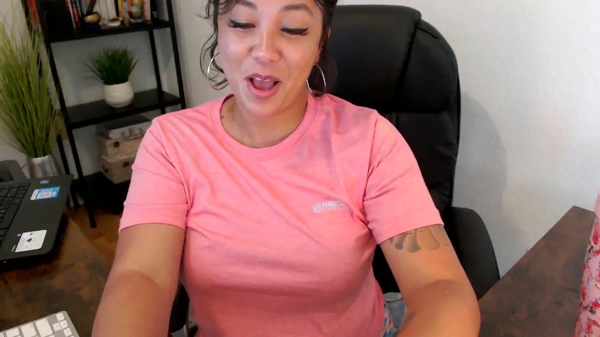 Gallery image thumbnail from MickaylaMoon's myfreecams stream on, 09/09/2024, 19:46 image 8 of 20