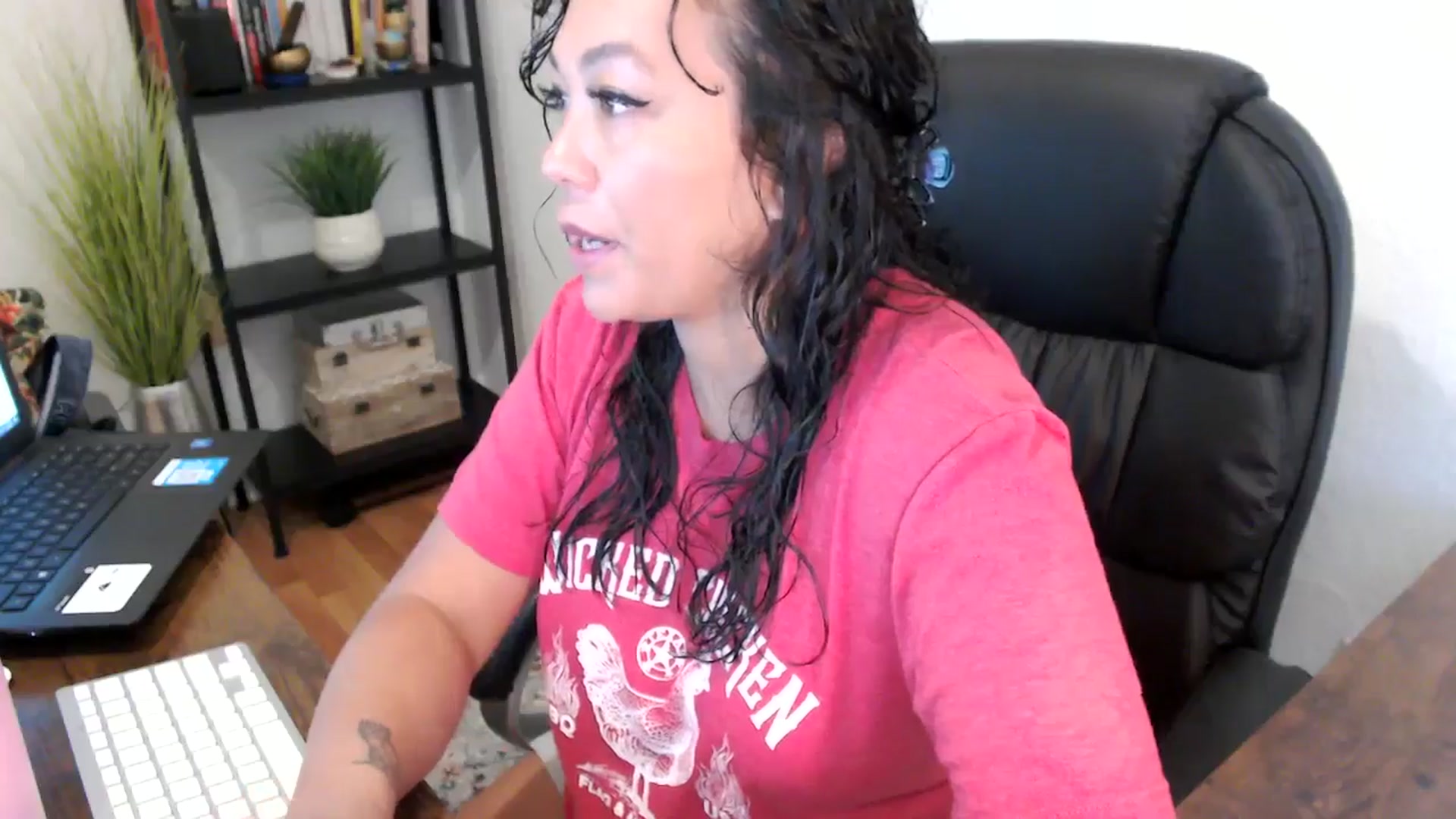 Gallery image thumbnail from MickaylaMoon's myfreecams stream on, 09/10/2024, 15:23 image 6 of 20