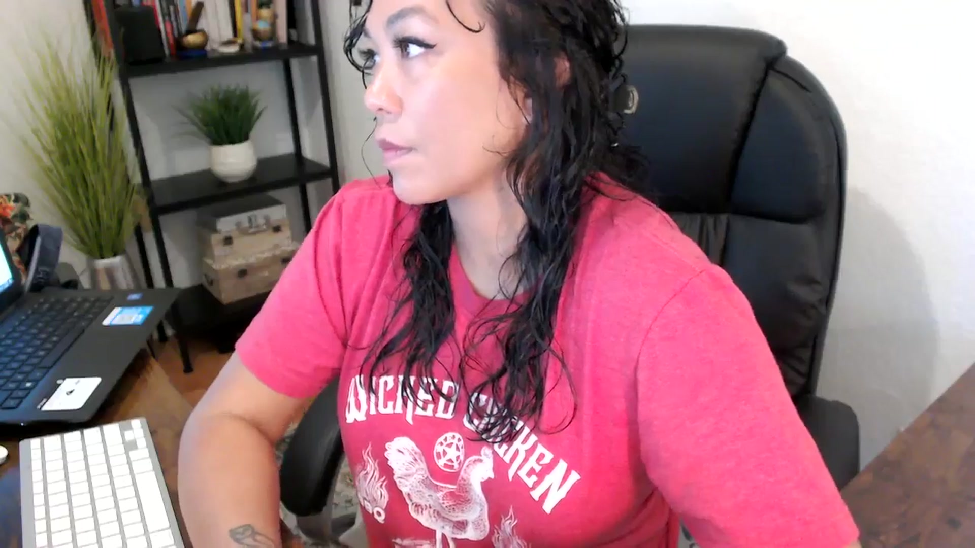 Gallery image thumbnail from MickaylaMoon's myfreecams stream on, 09/10/2024, 15:23 image 14 of 20